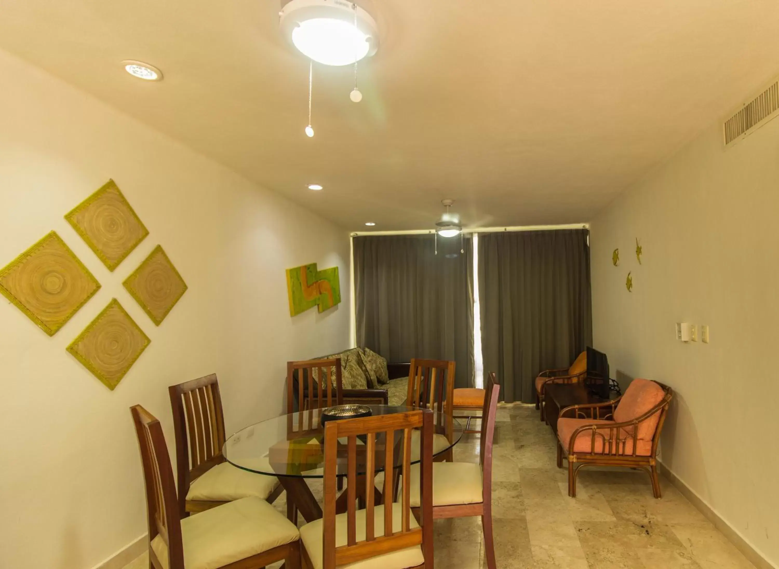 Living room in Coral Maya Stay Suites Living room in Coral Maya Stay Suites