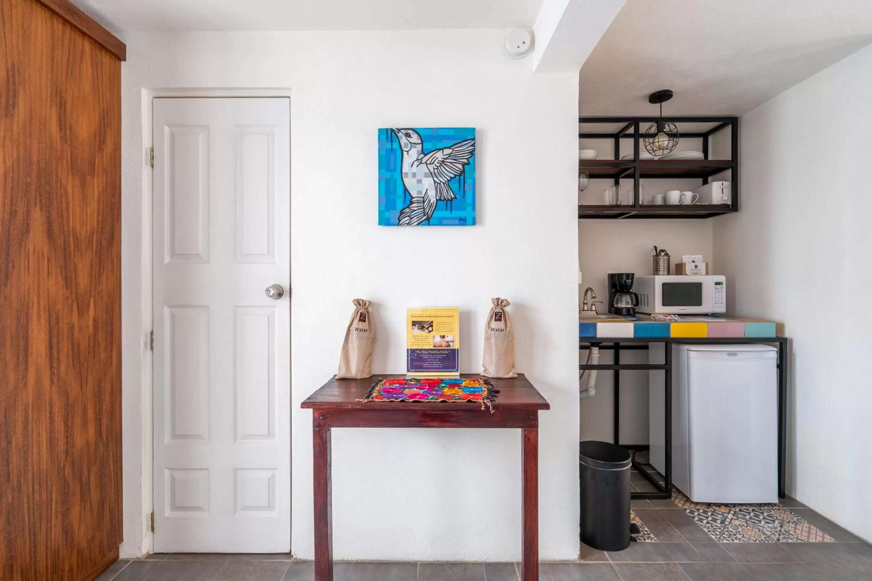 Kitchen or kitchenette in ZonaZ Boutique Hotel