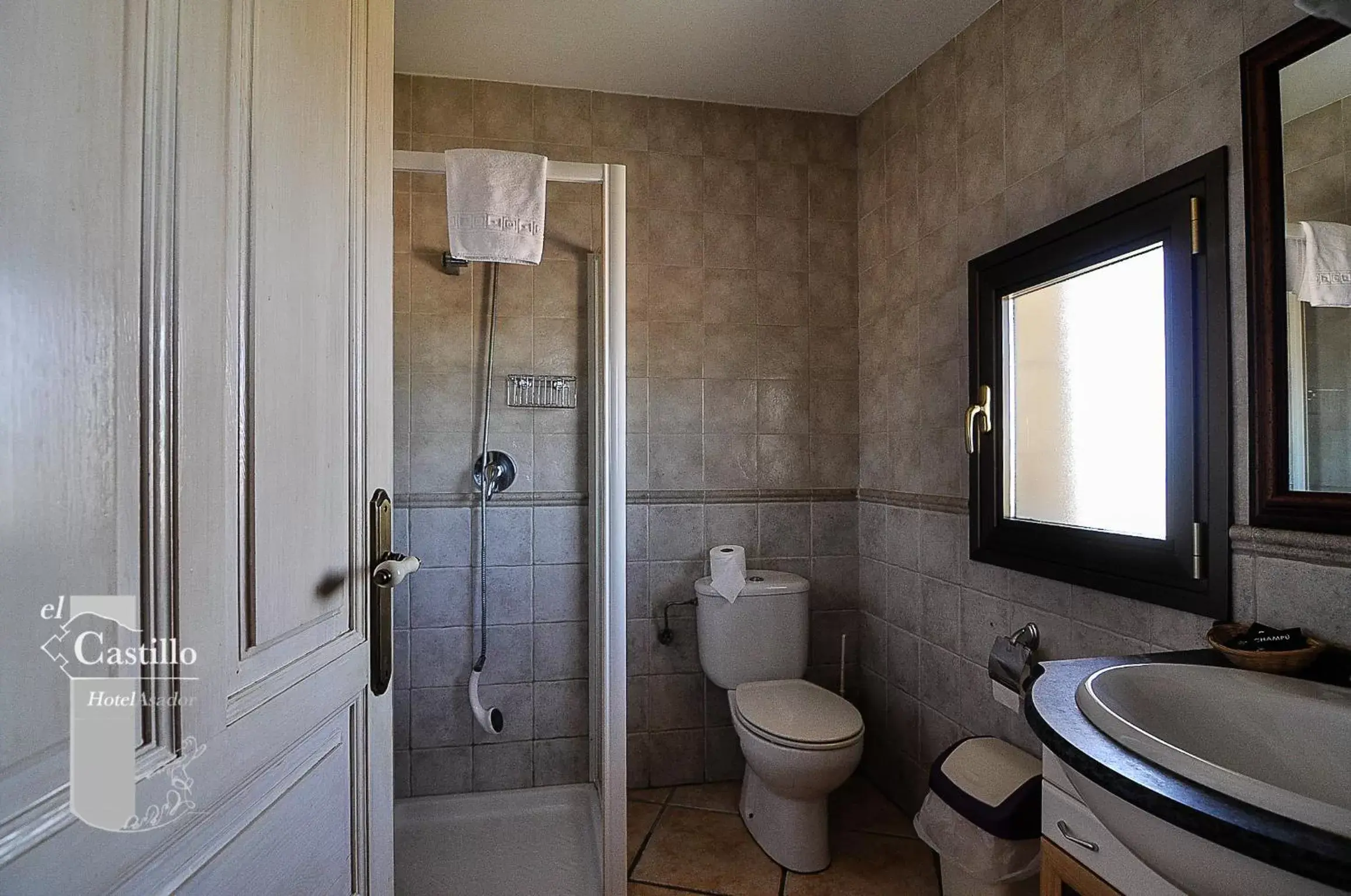 Bathroom in Hotel Rural el Castillo