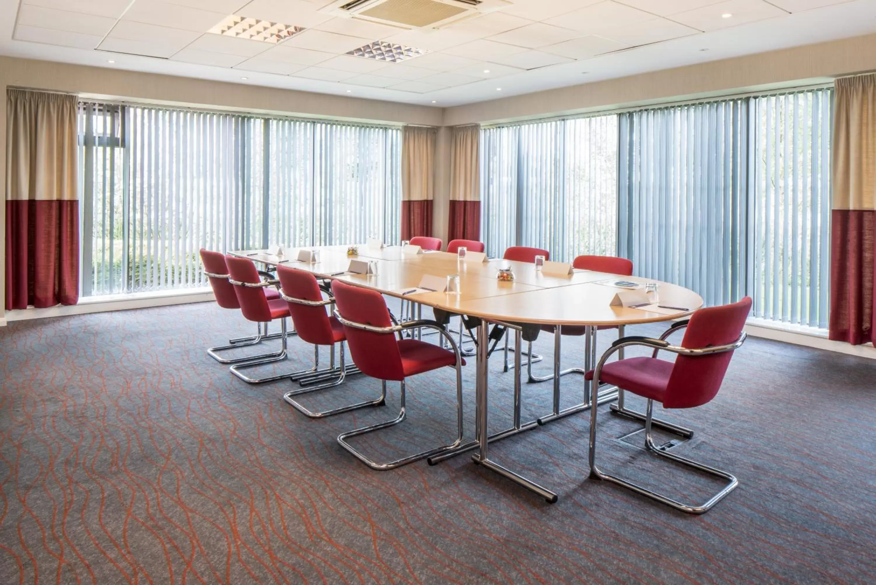 Meeting/conference room in Holiday Inn Express Doncaster, an IHG Hotel