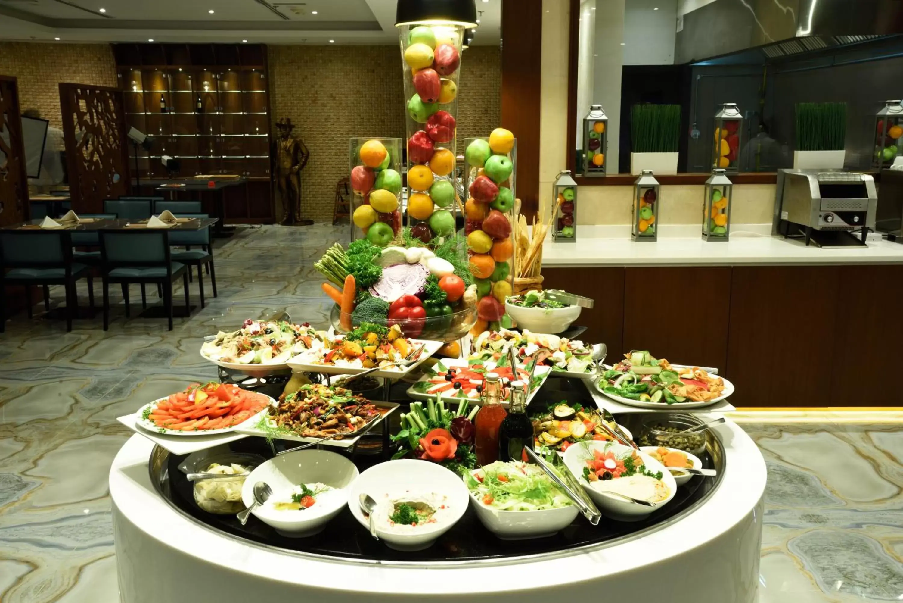 Restaurant/places to eat in Mercure Gold Hotel, Jumeirah, Dubai