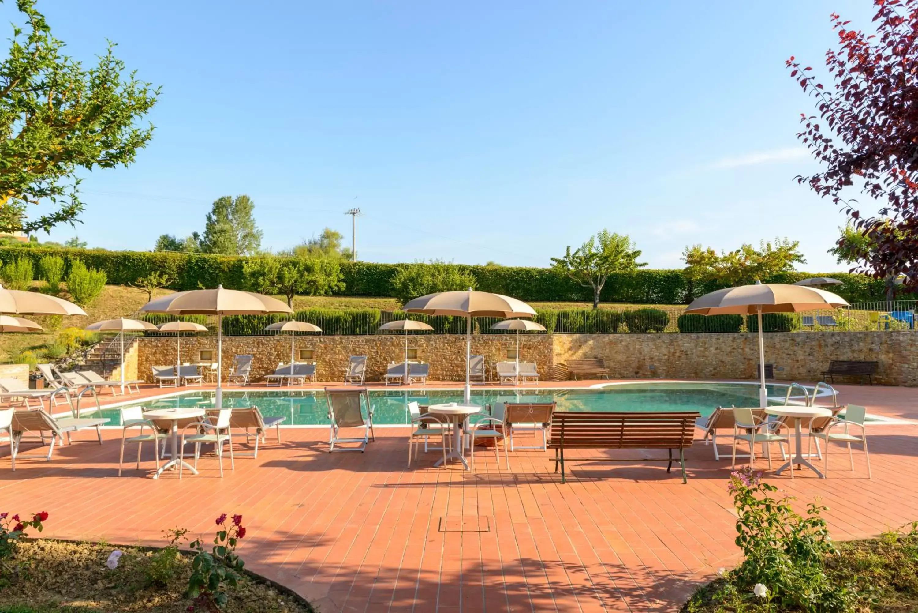 Swimming Pool in Hotel Sovestro