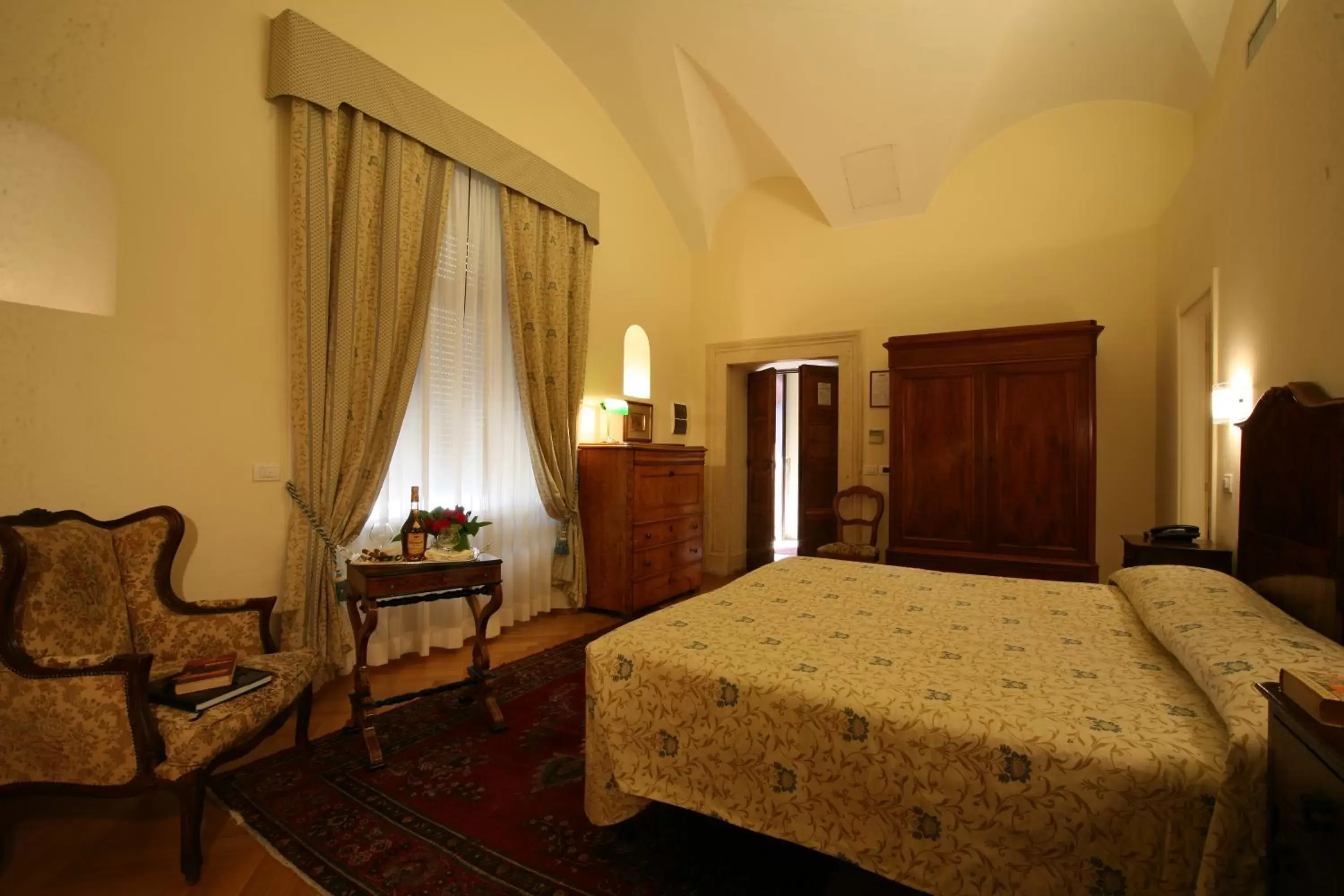 Bedroom, Bed in Grand Hotel Dei Castelli
