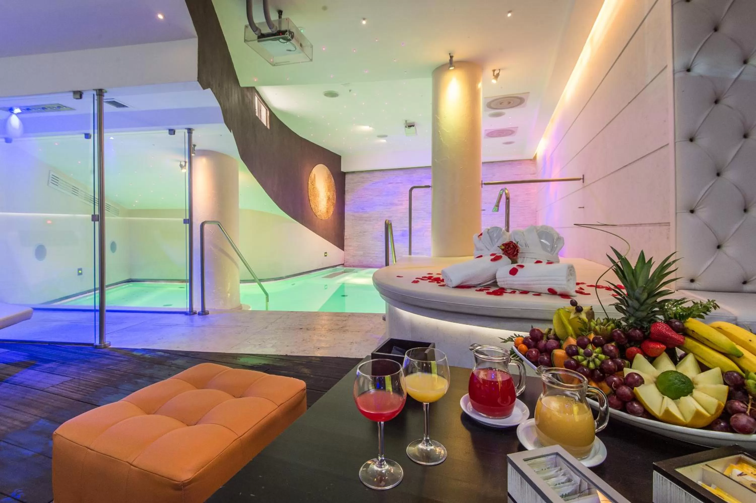 Hot Tub in Trilussa Palace Hotel Congress & Spa