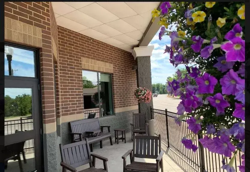 Balcony/Terrace in Radisson Hotel River Falls