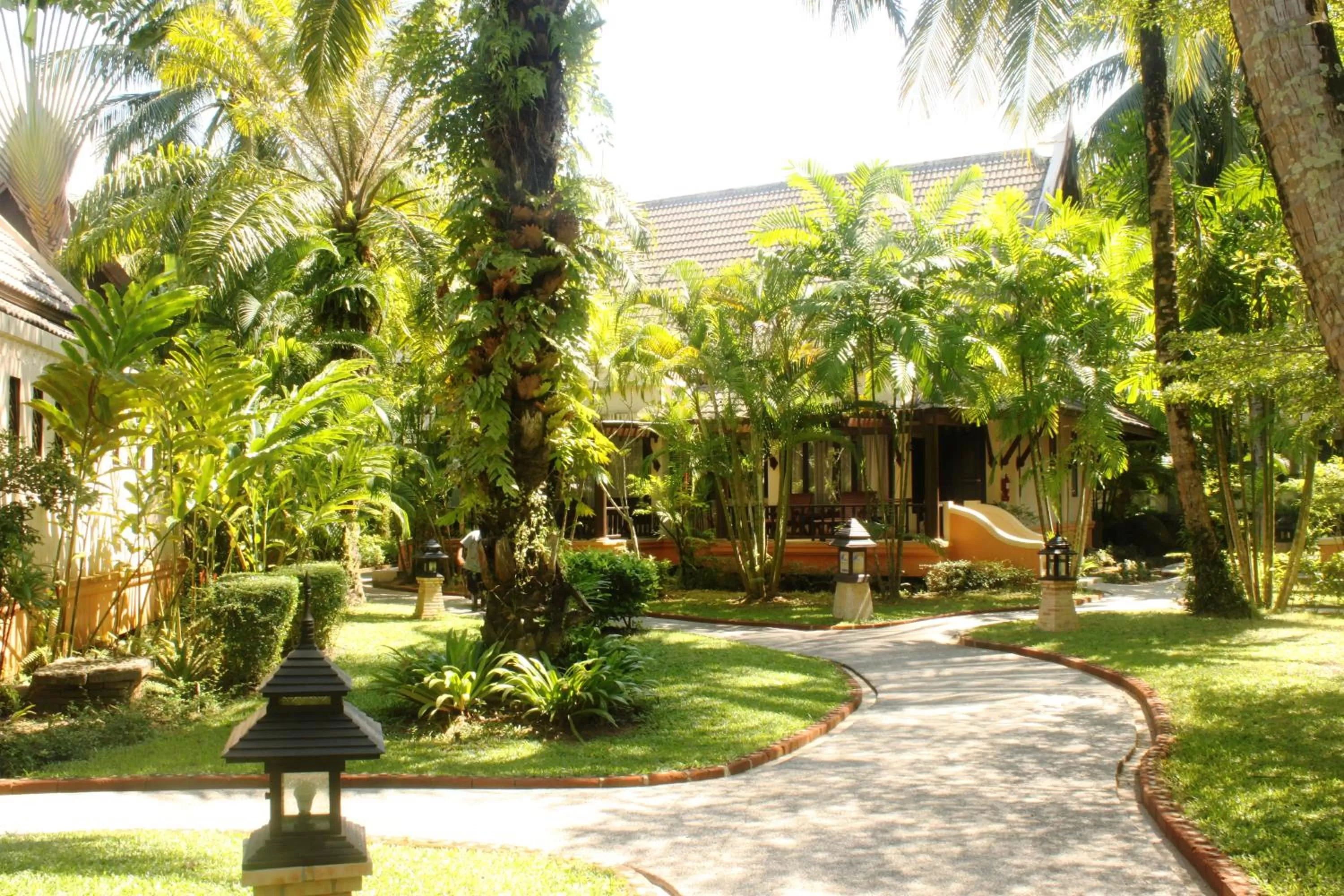 Garden in Mukdara Beach Villa & Spa Resort