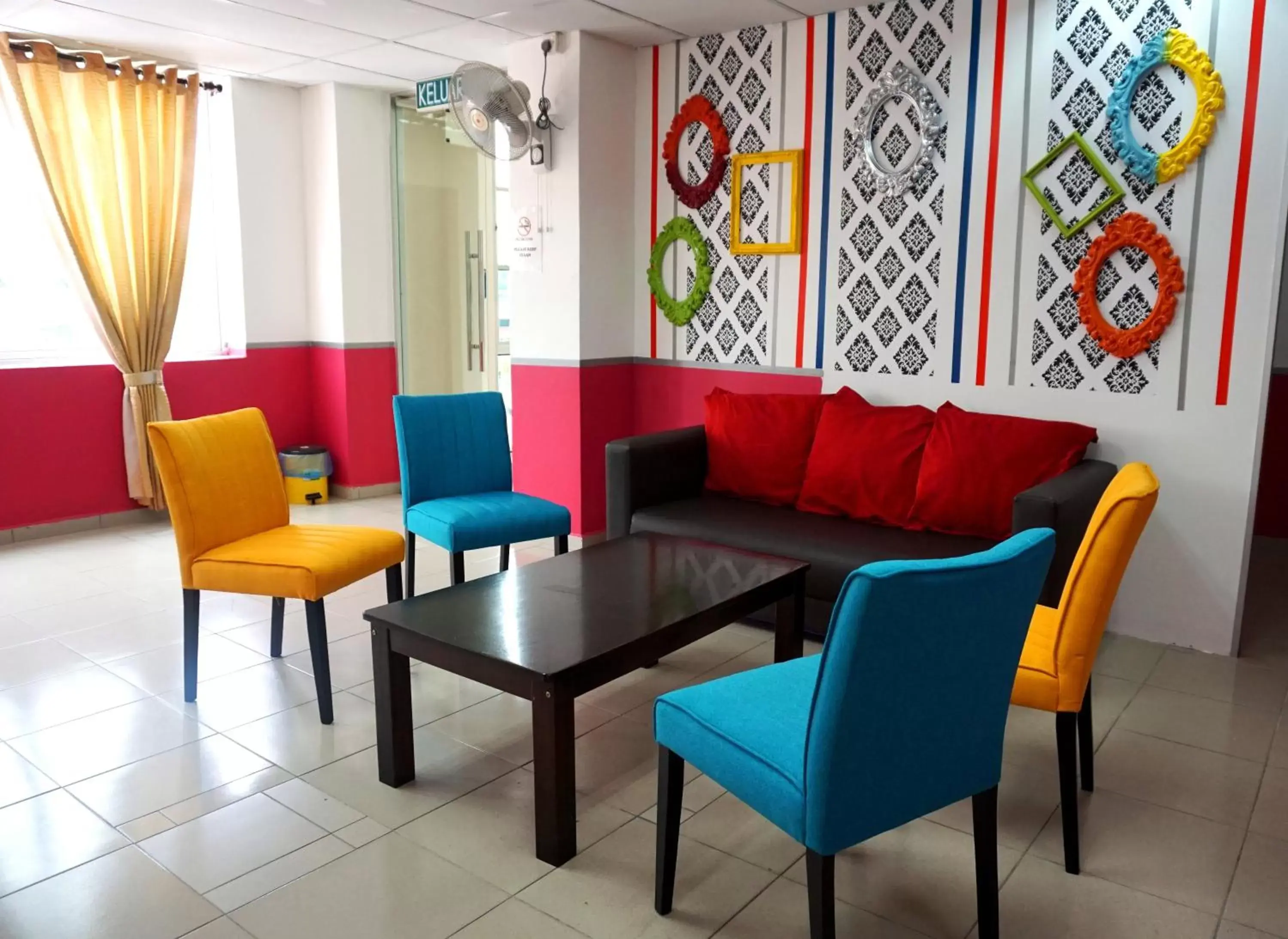 Communal lounge/ TV room, Seating Area in Angsana Hotel Melaka