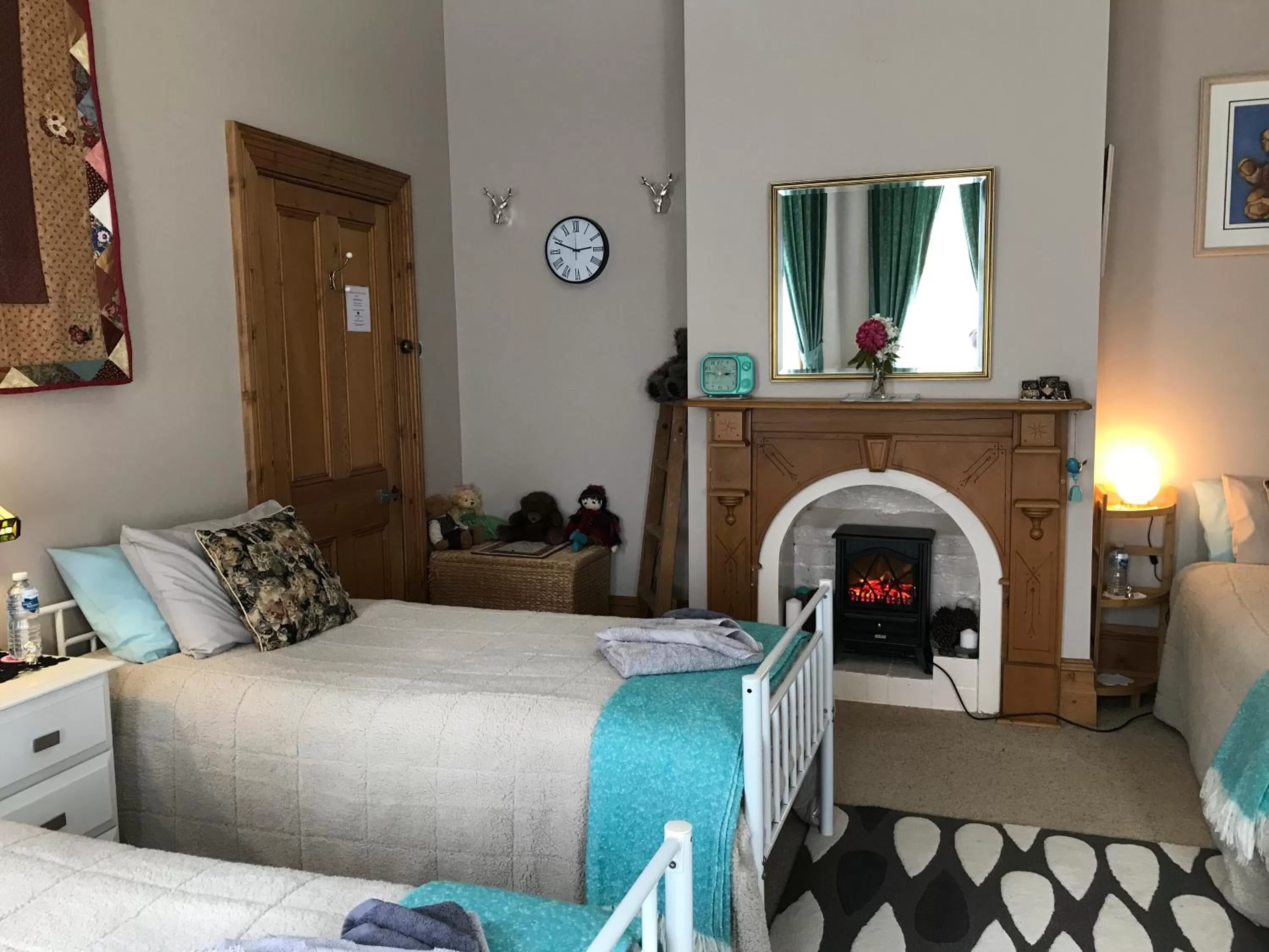 Bedroom, Bed in Stony Rise Cottage B&B
