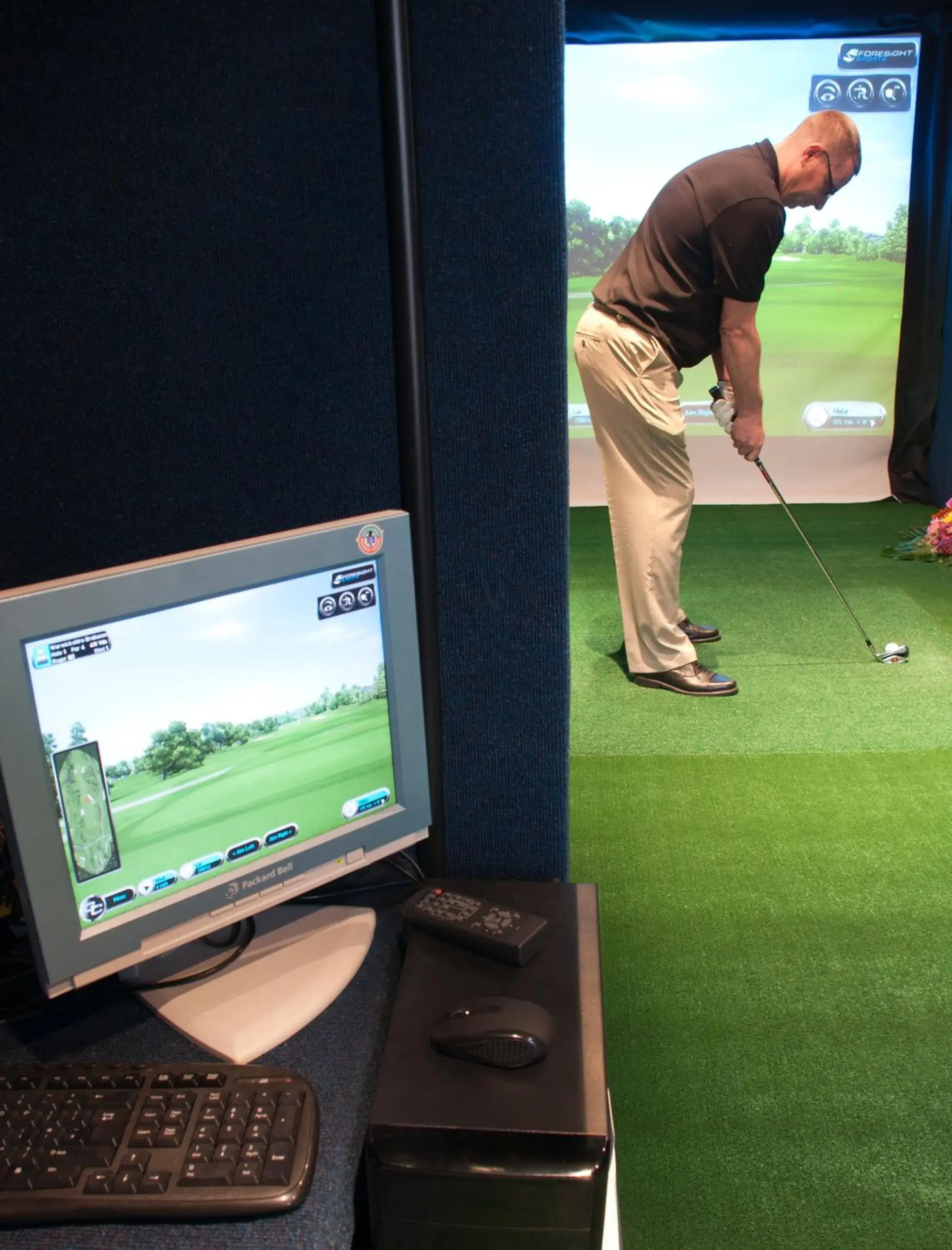 Game Room, Golf in Number One South Beach