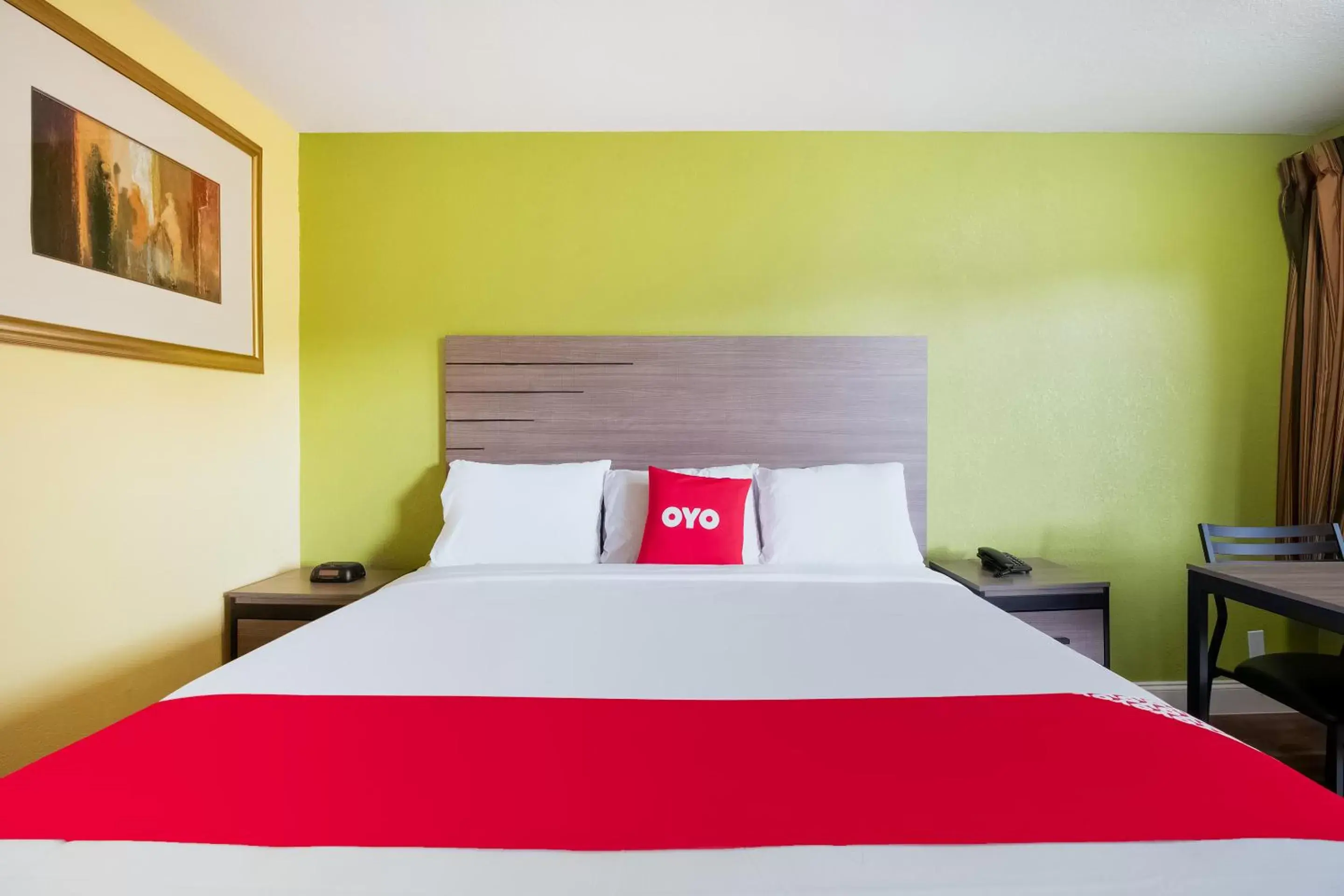 Bedroom, Bed in OYO Hotel Houston N Fm-1960 Champions TX