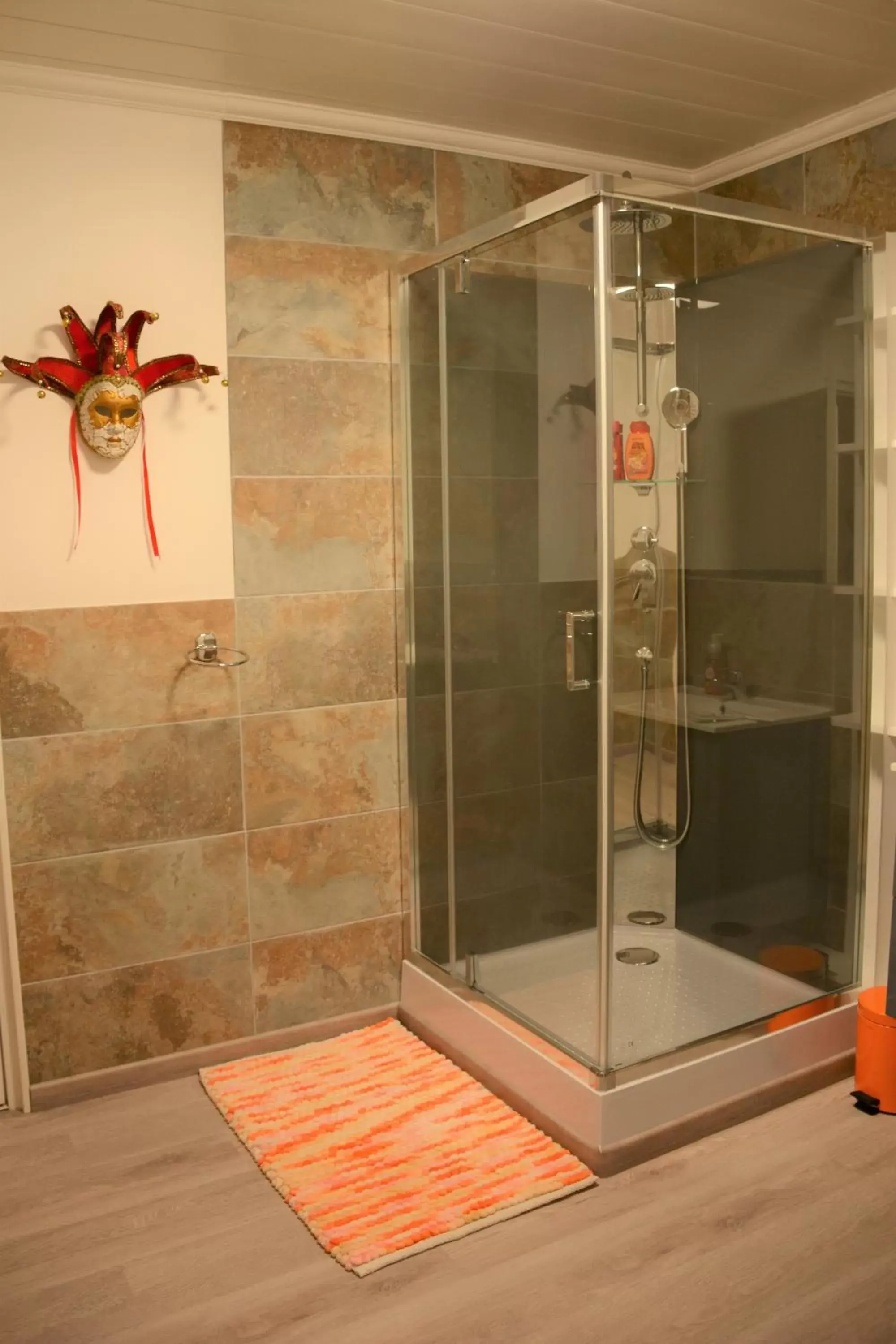 Shower, Bathroom in Les noyers aulnay