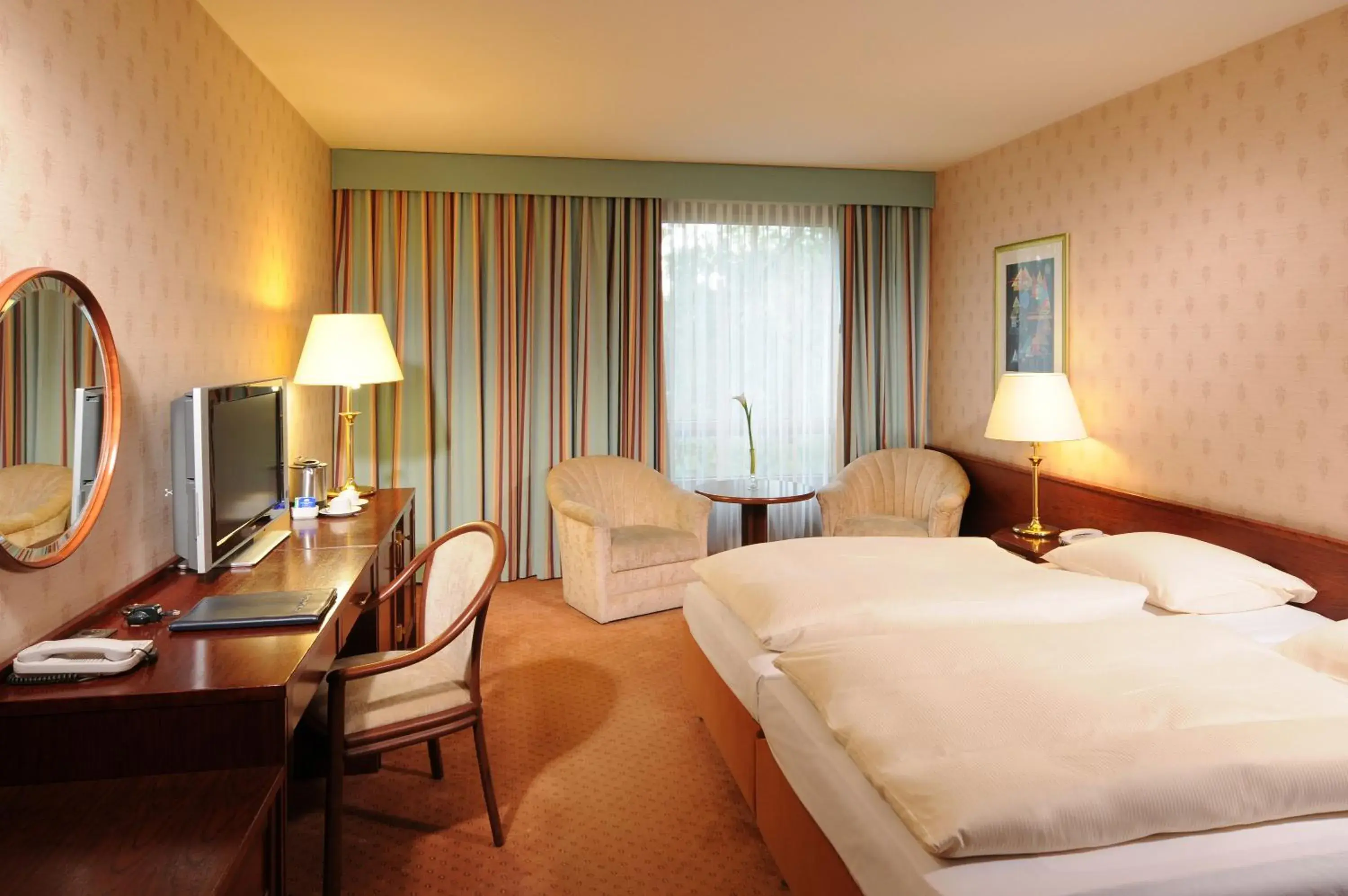 Comfort Double Room in Maritim Hotel Bremen