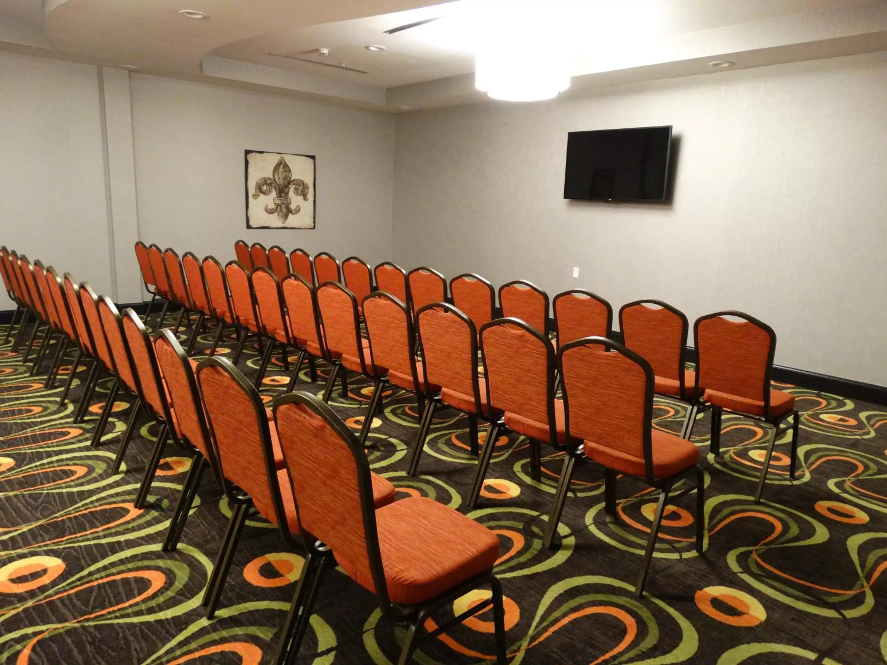 Meeting/conference room in Holiday Inn Covington, an IHG Hotel