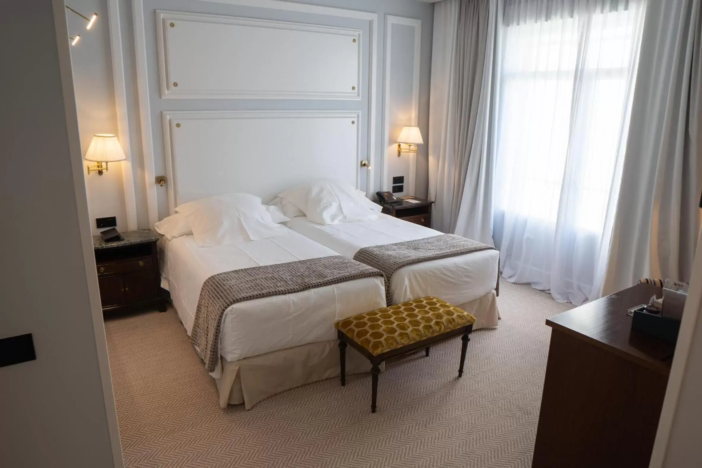 Bed in Wellington Hotel & Spa Madrid