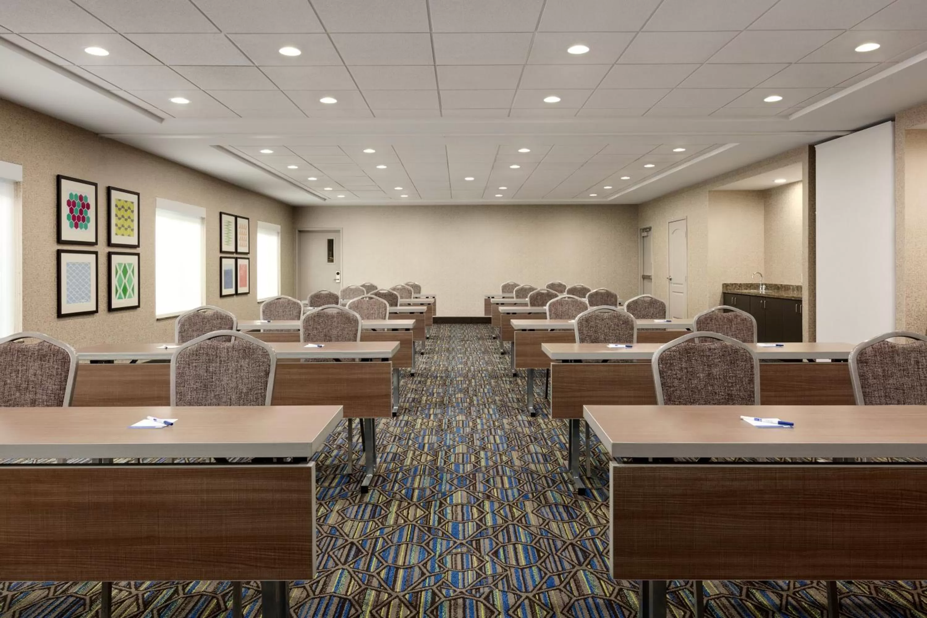 Meeting/conference room in Holiday Inn Express & Suites Merced - Yosemite Natl Pk Area by IHG