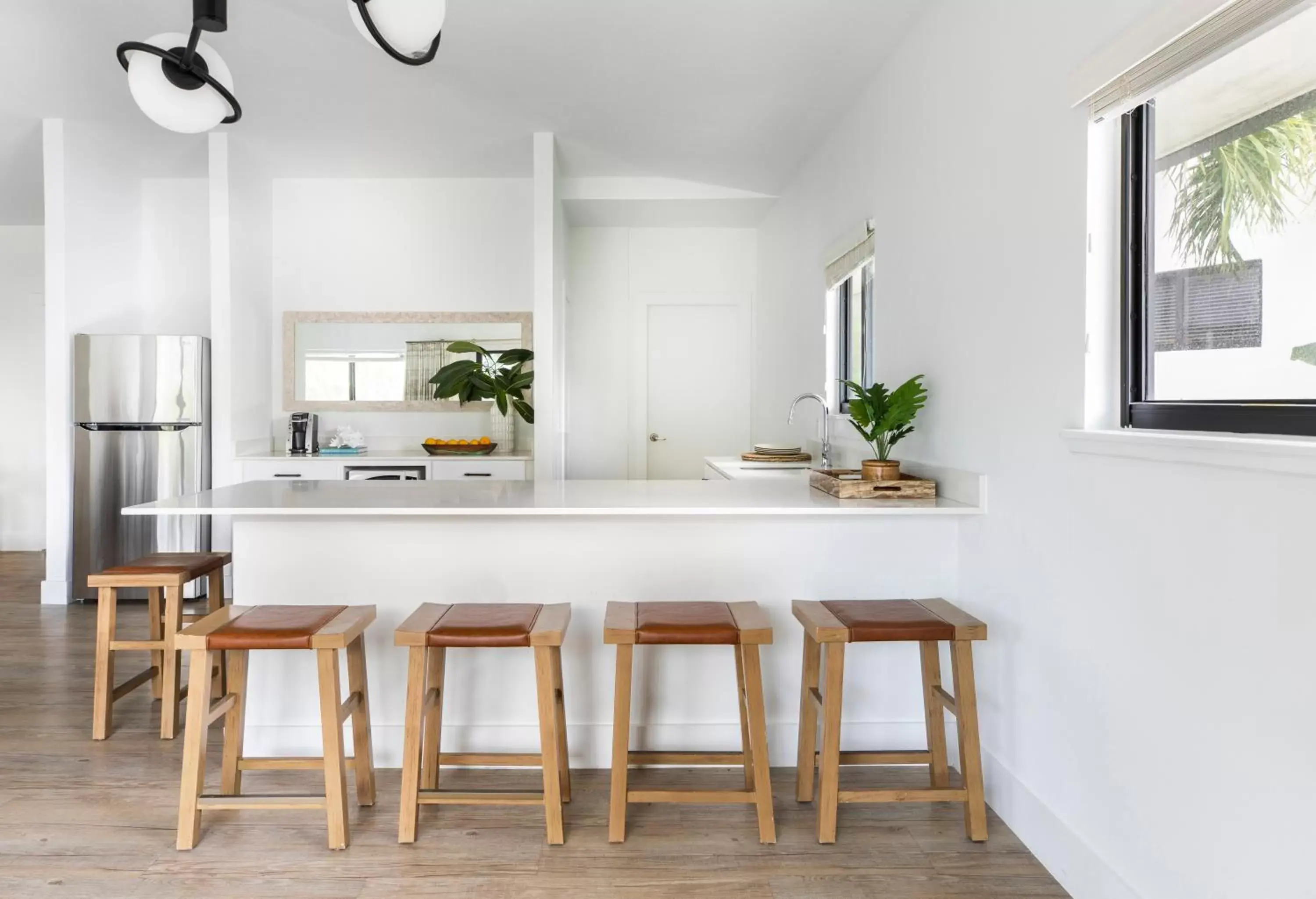 kitchen, Kitchen/Kitchenette in La Siesta Resort & Villas