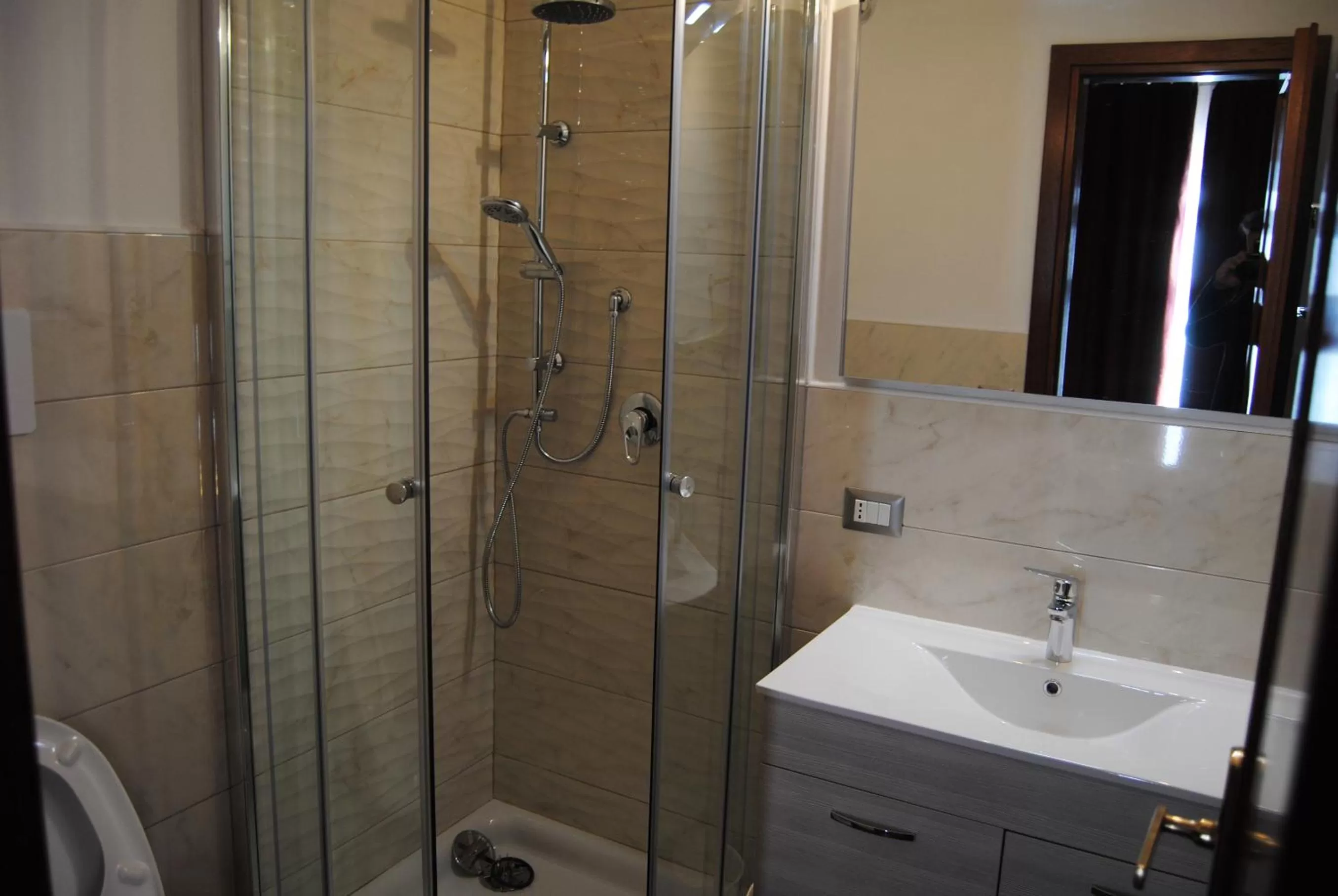 Shower in B&B Kenzia