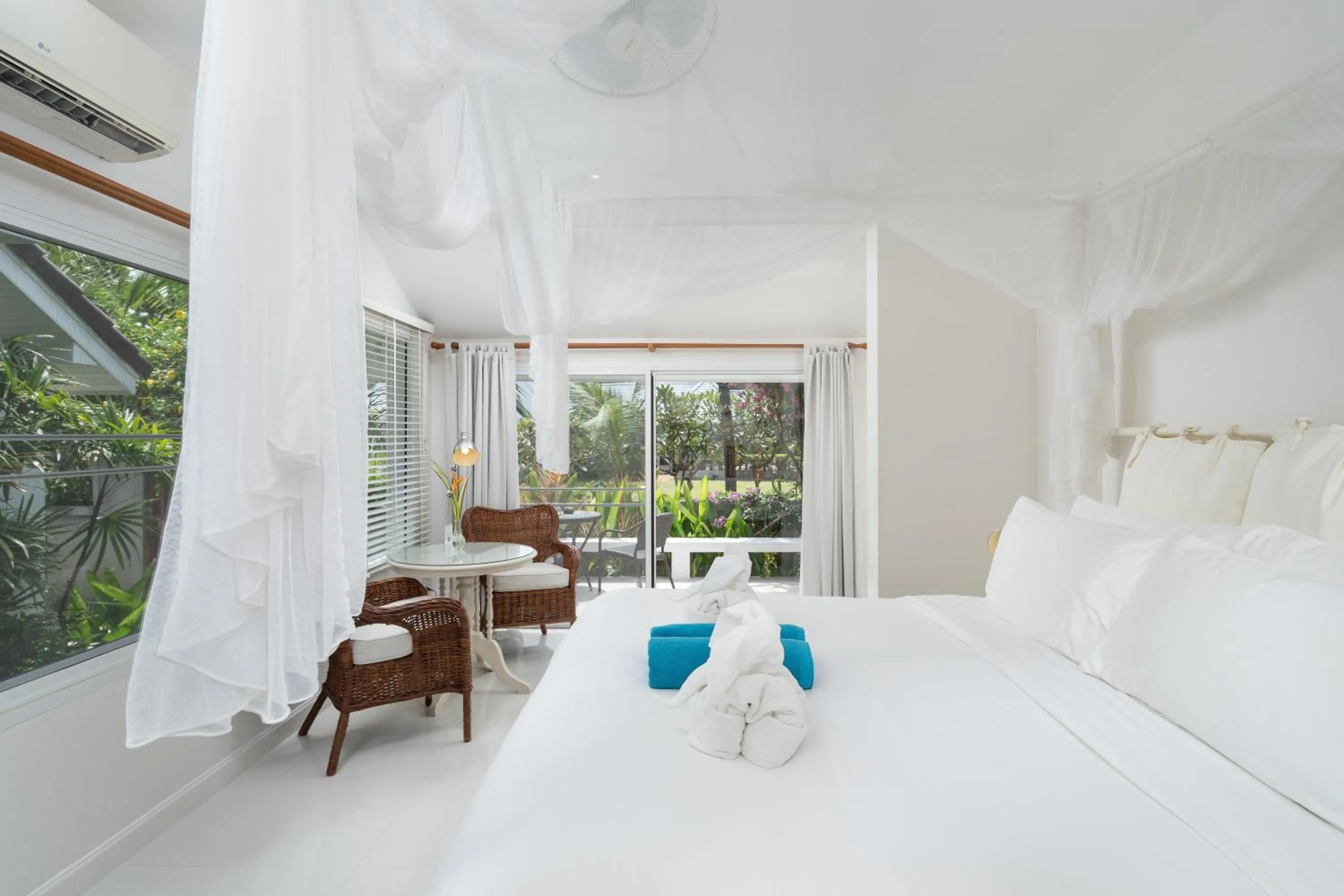 Bedroom, Bed in King's Garden Resort - SHA Plus