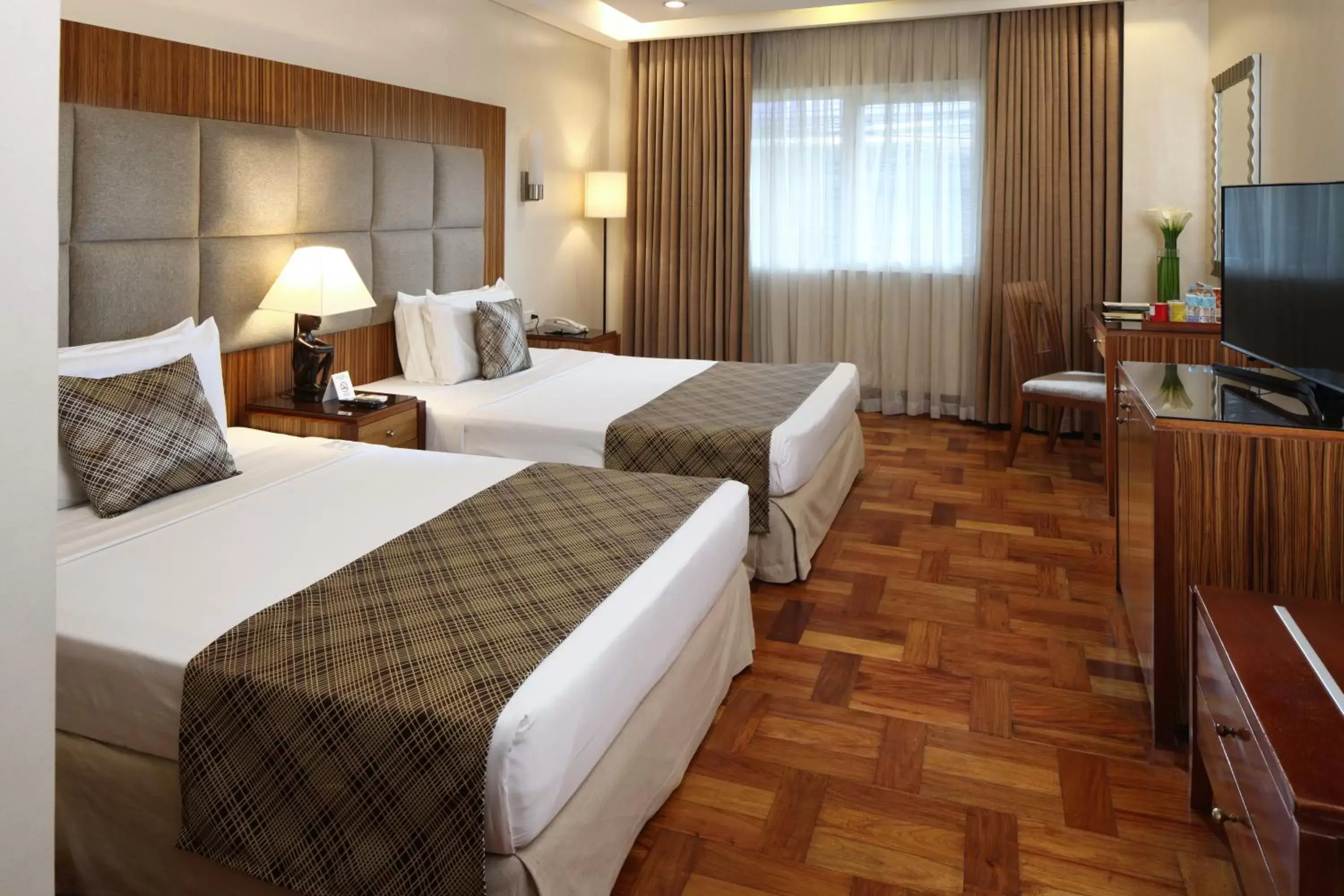 Bedroom, Room Photo in Manila Lotus Hotel