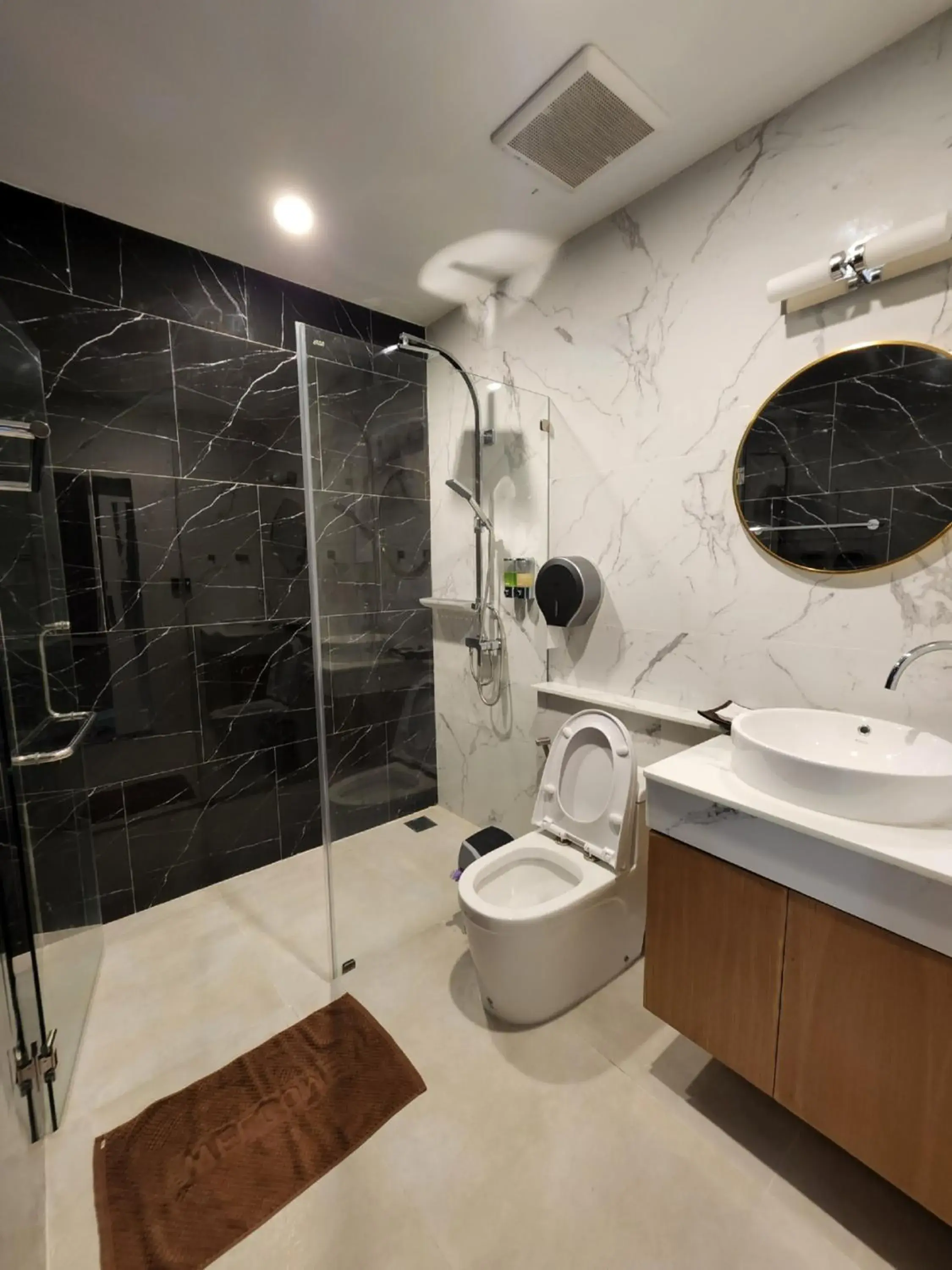 Deluxe Double Room with Balcony and Sea View in Cliff Lanta Suite-Koh Lanta Krabi Deluxe Double Room with Balcony and Sea View in Cliff Lanta Suite-Koh Lanta Krabi