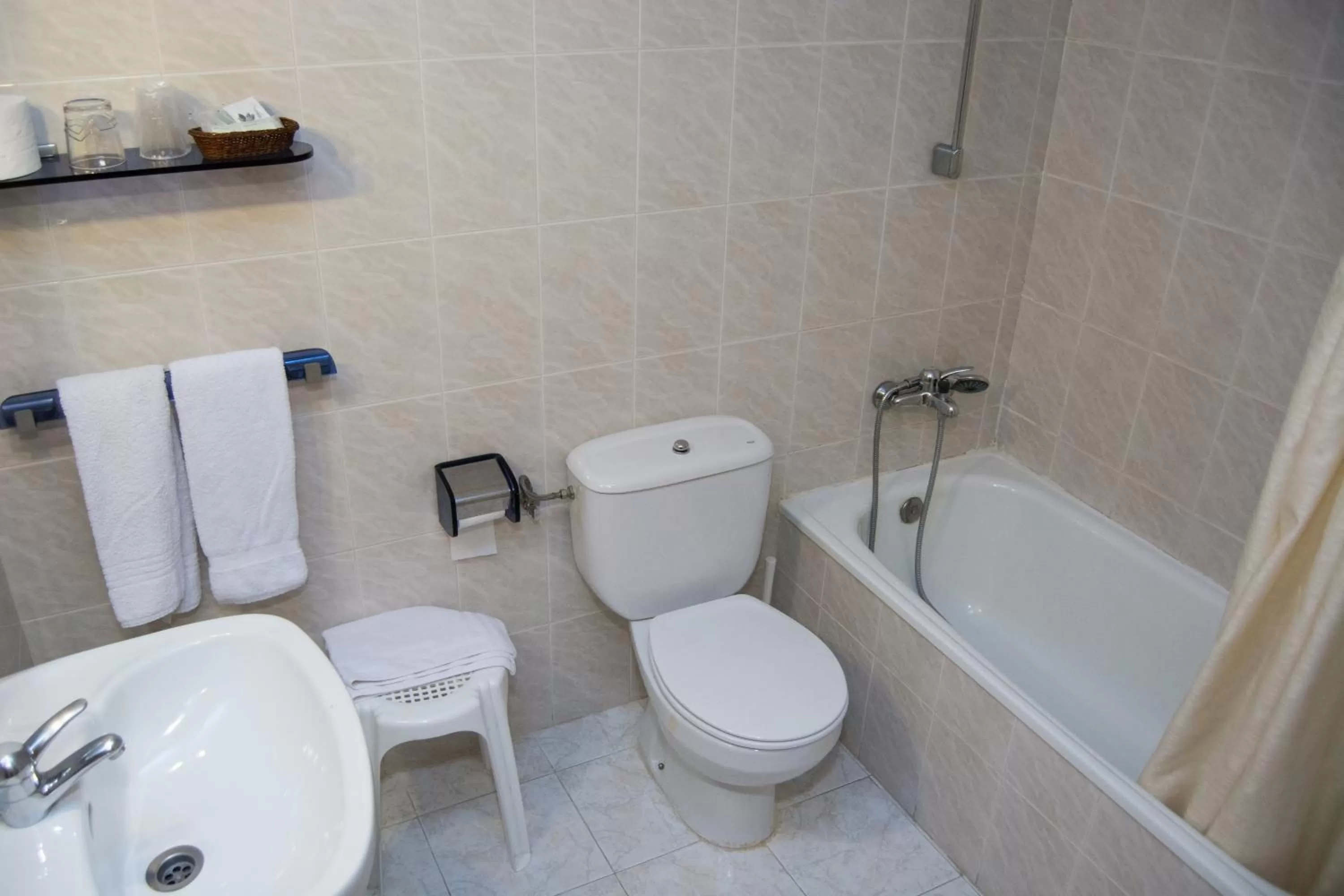 Twin Room in Hotel Nobis Salamanca