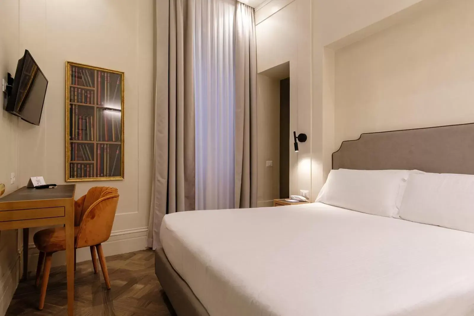 Bed in Hotel Smeraldo