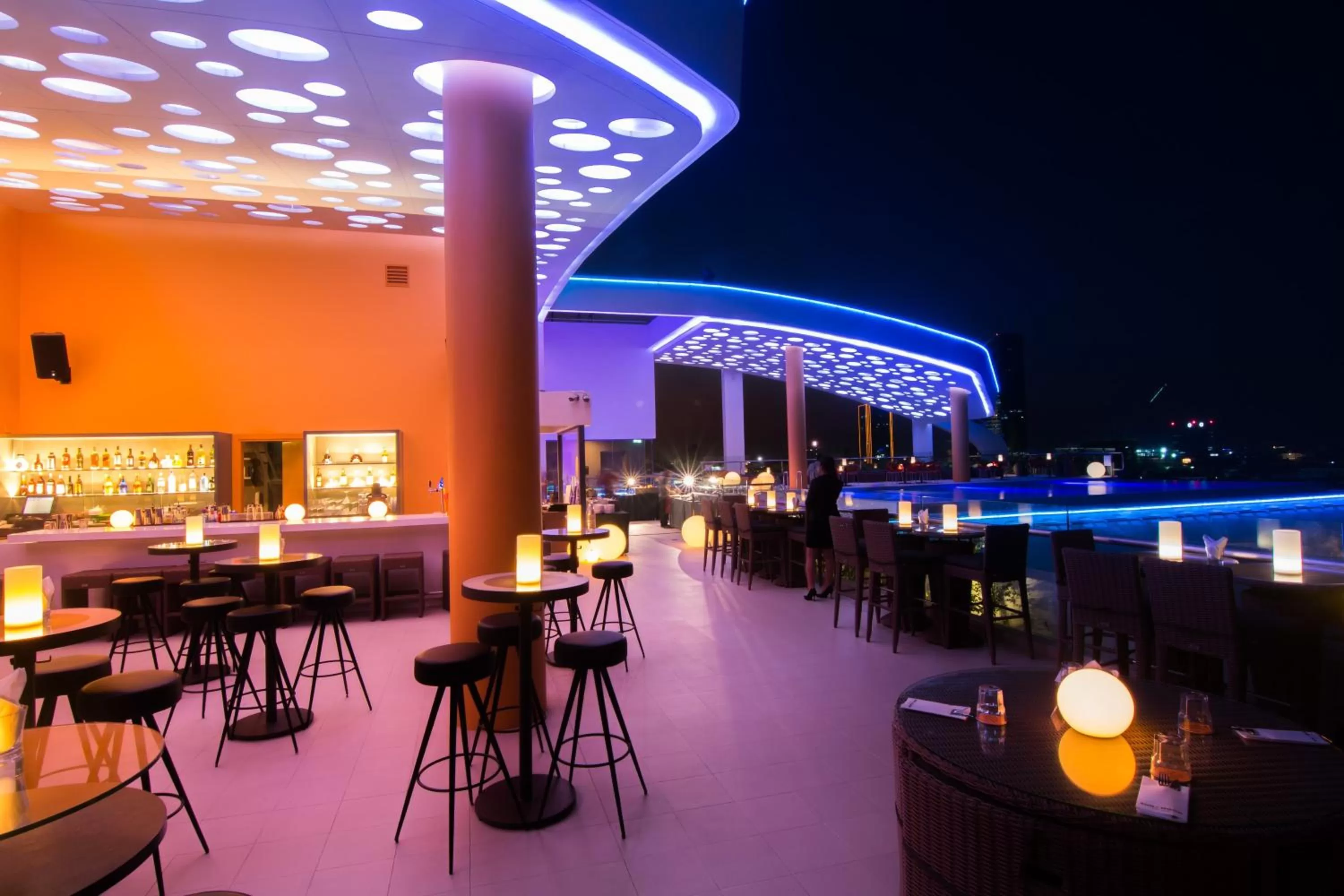 Lounge or bar in SUN & MOON, Urban Hotel