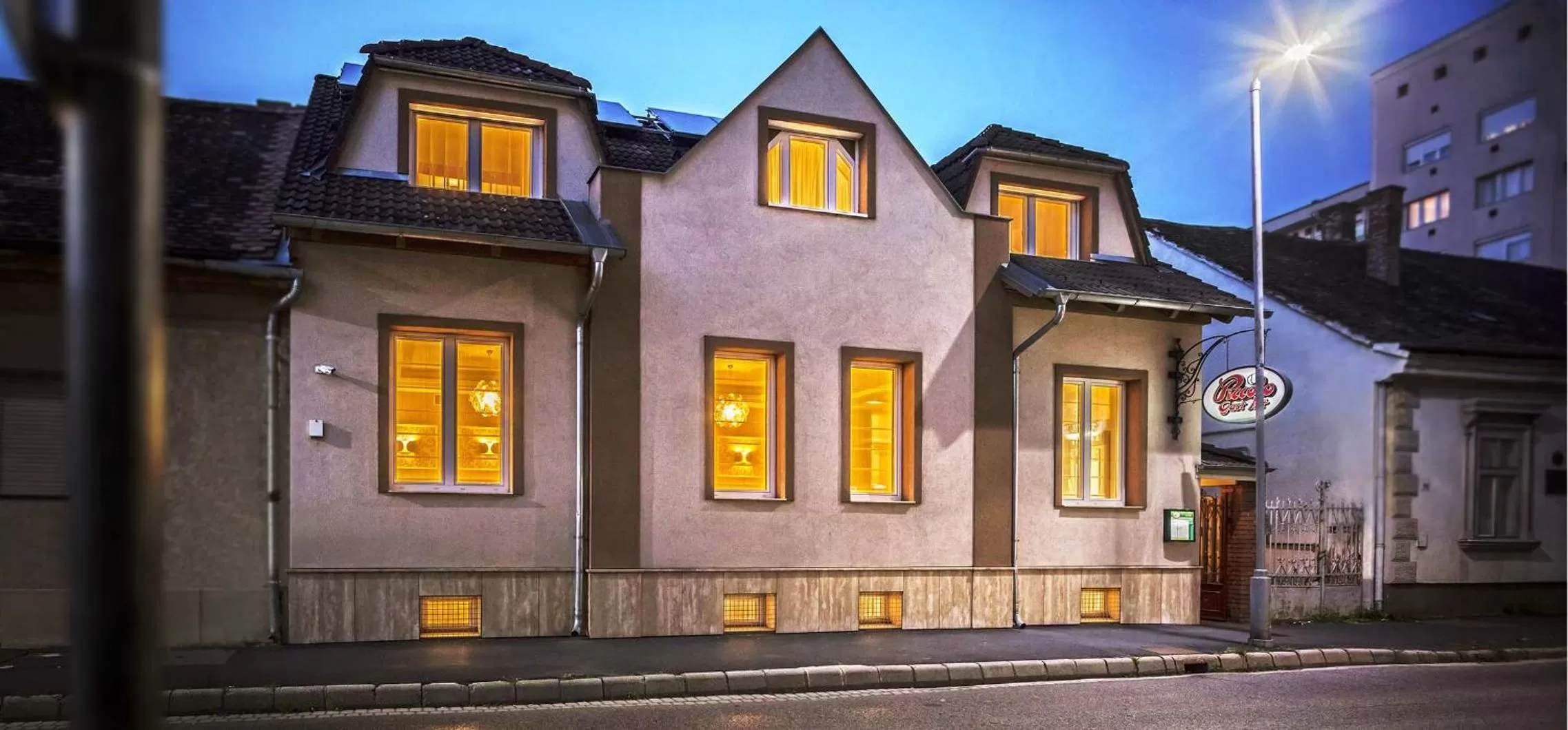 Property building in Piccolo Panzió Vendéglő Vinoteca