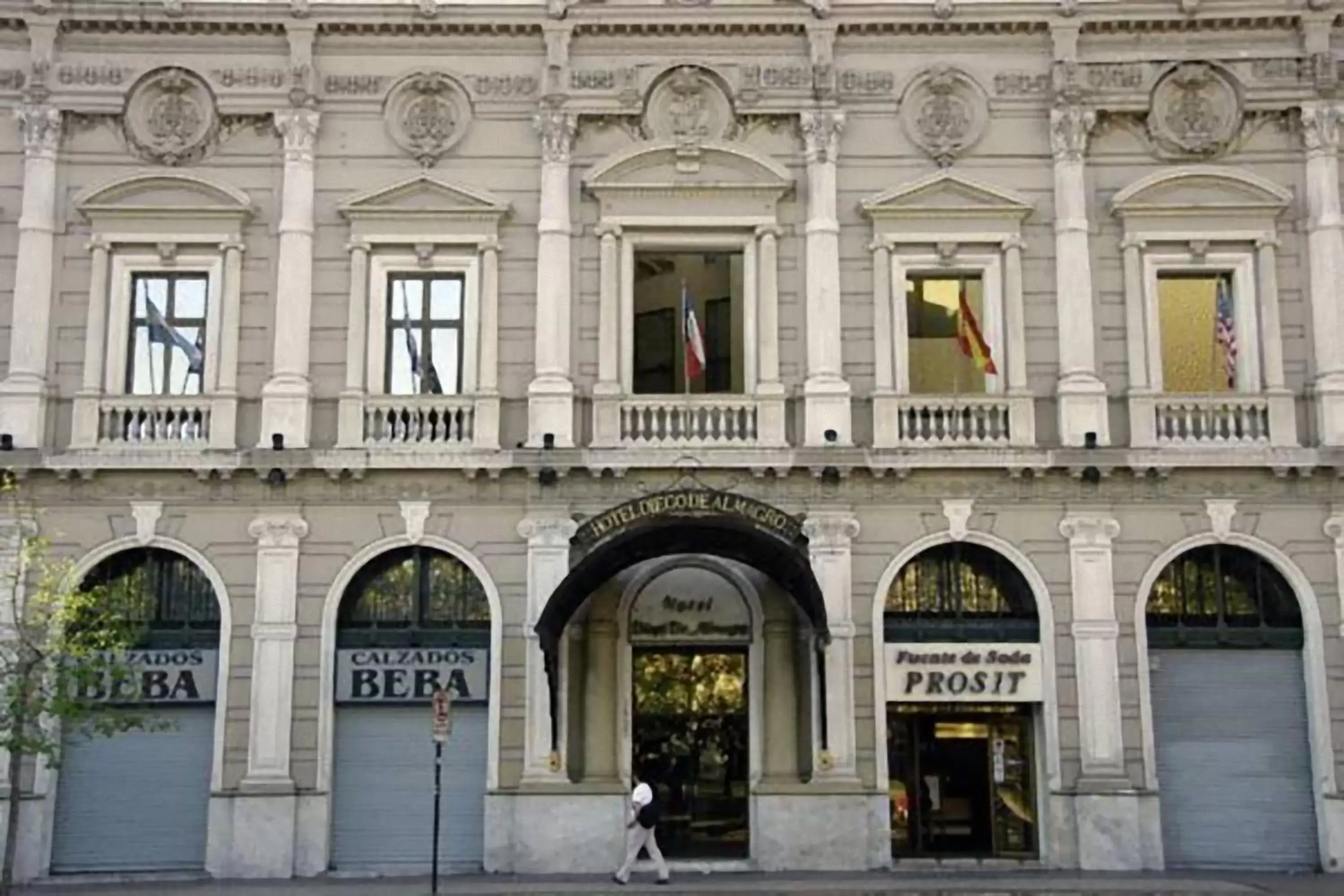 Facade/entrance, Property Building in Hotel Diego de Almagro Santiago Centro