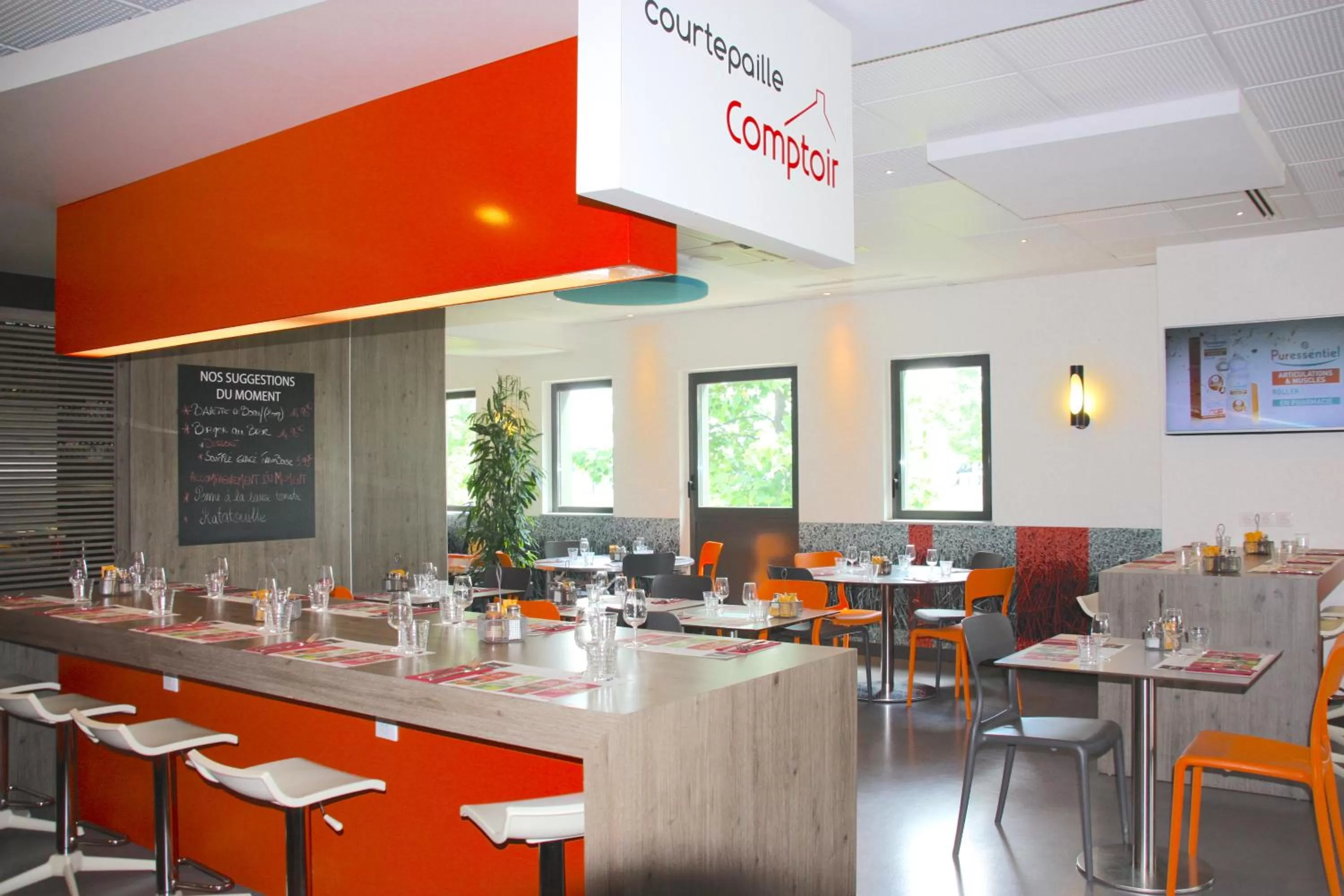 Restaurant/places to eat in ibis Styles Romans-Valence Gare TGV