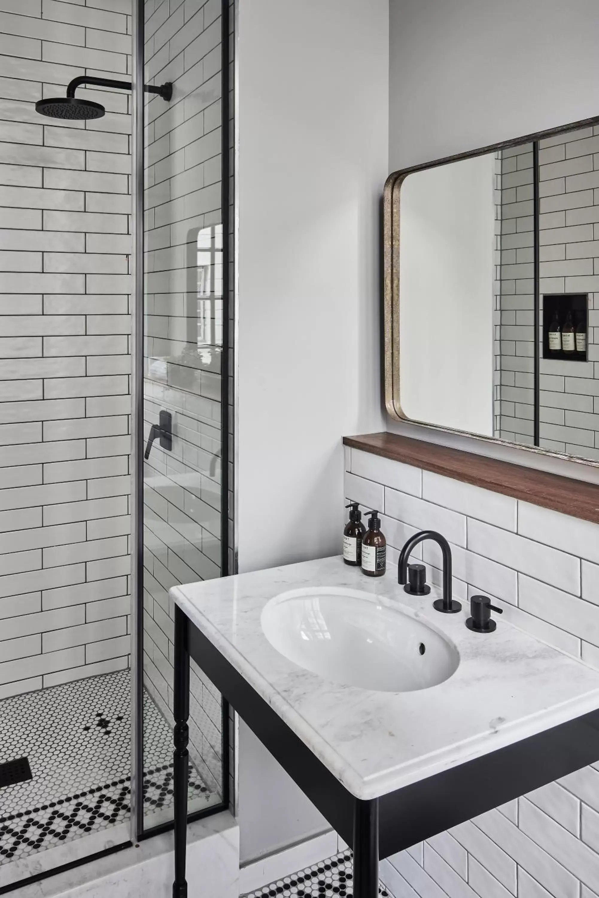 Bathroom in Gorgeous George by Design Hotels ™