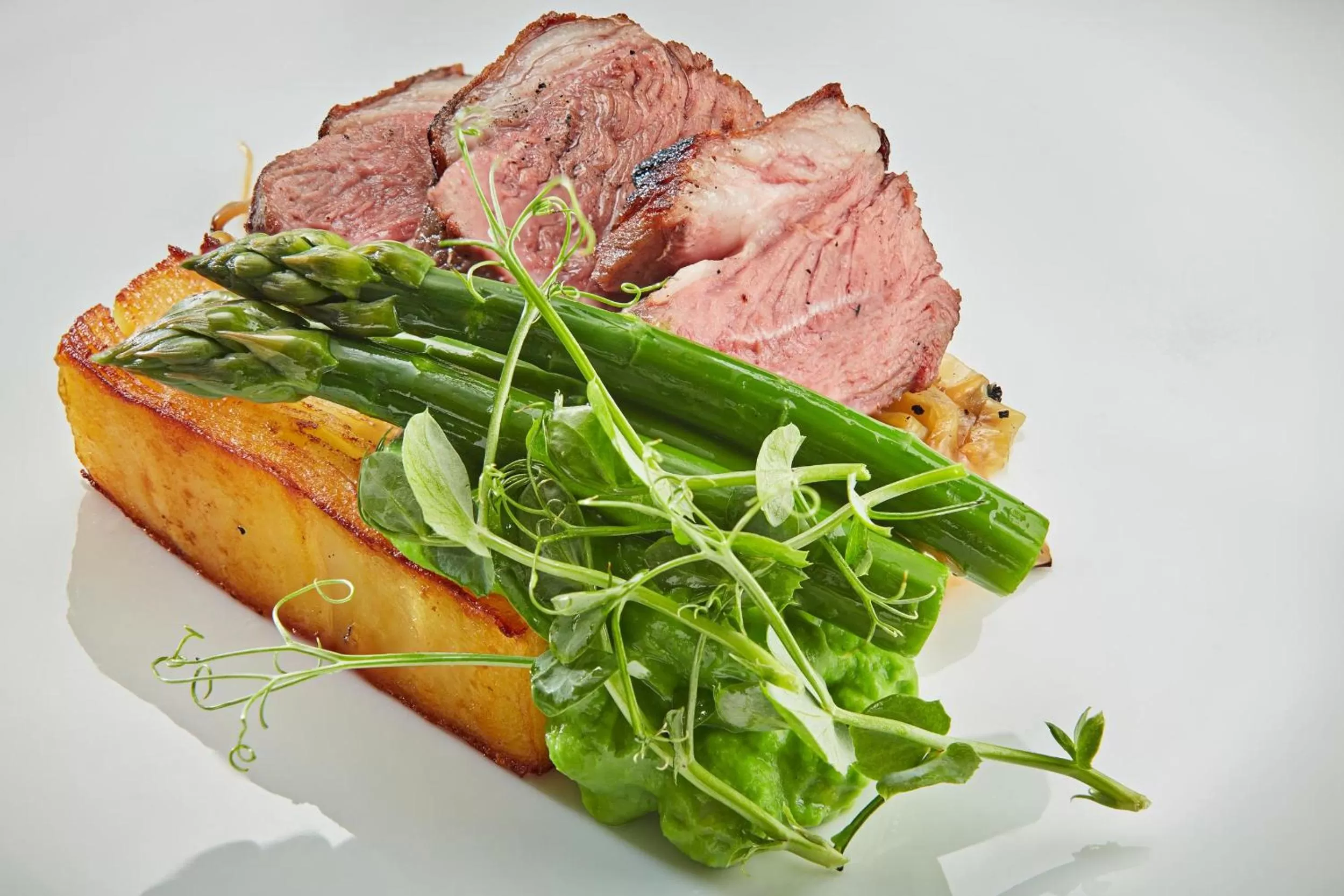 Food and drinks in Great Fosters - Near Windsor