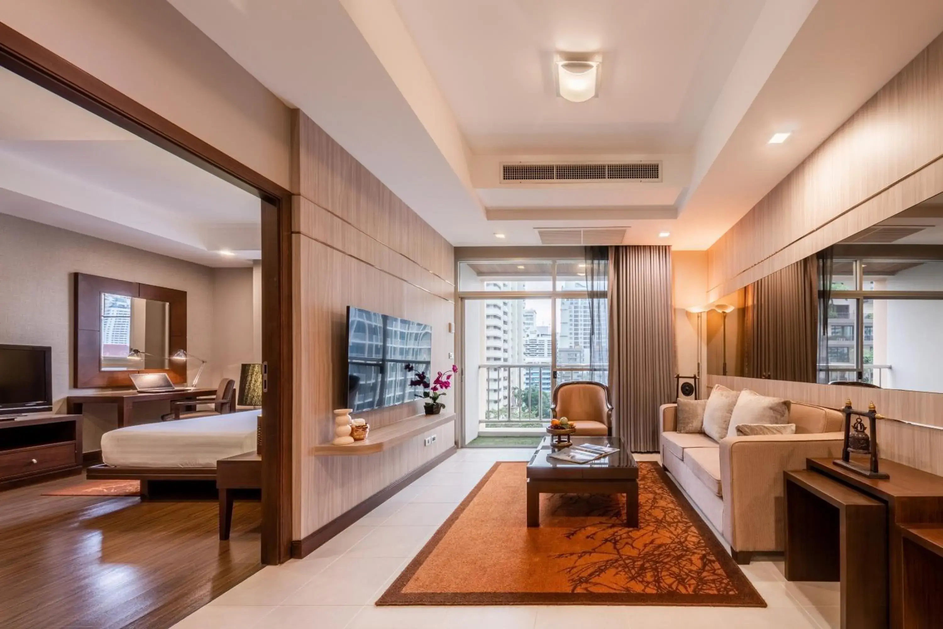Living room, Seating Area in Grand Mercure Bangkok Asoke Residence