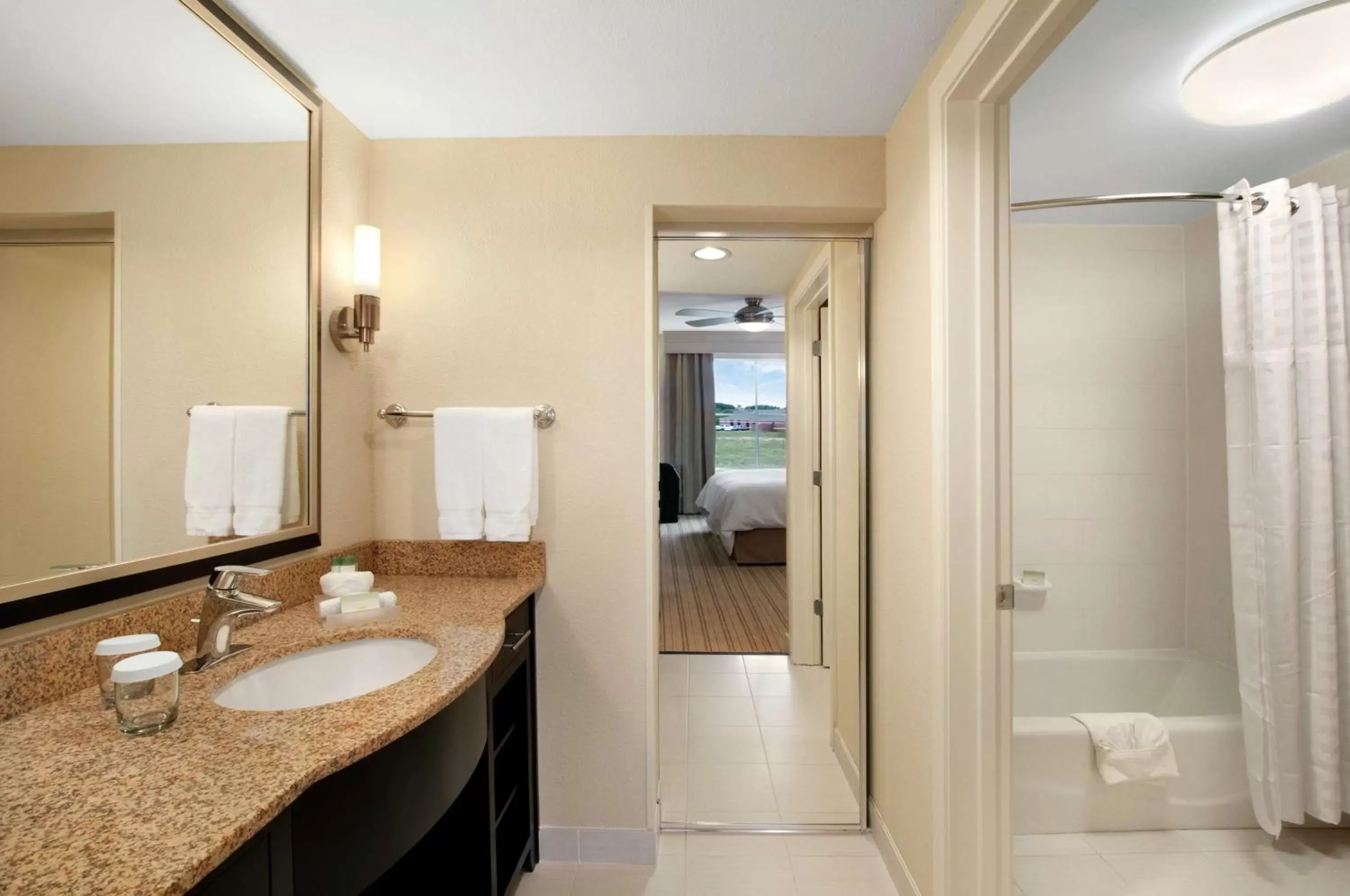 Bathroom in Homewood Suites by Hilton Fort Worth West at Cityview