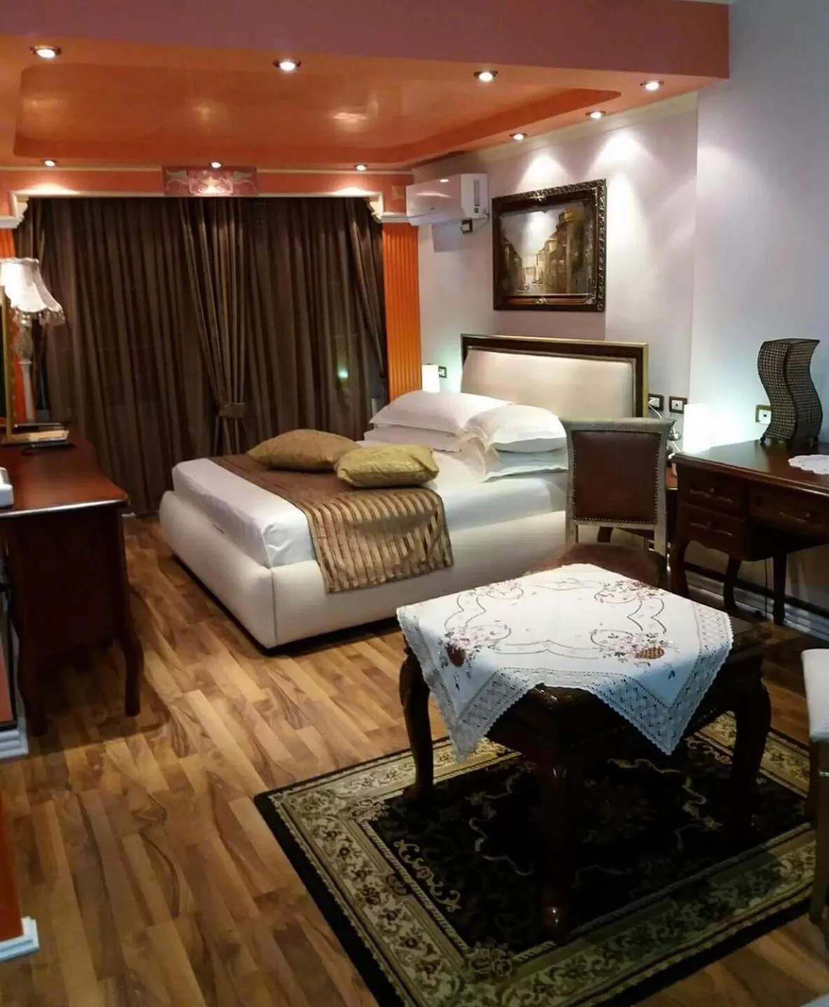 Bed in Hotel Villa Fernando Tirana