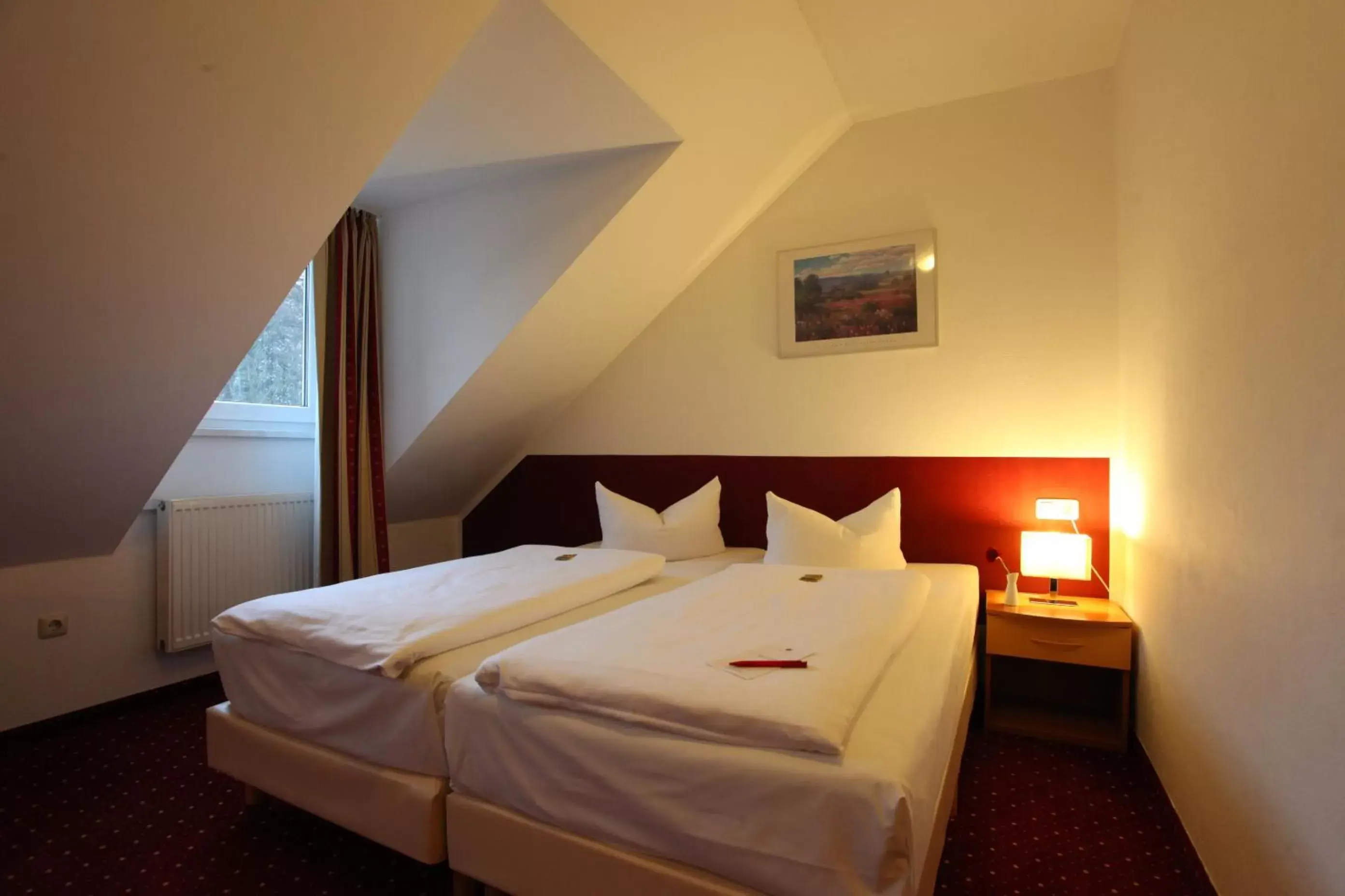 Bed in AZIMUT Hotel Erding