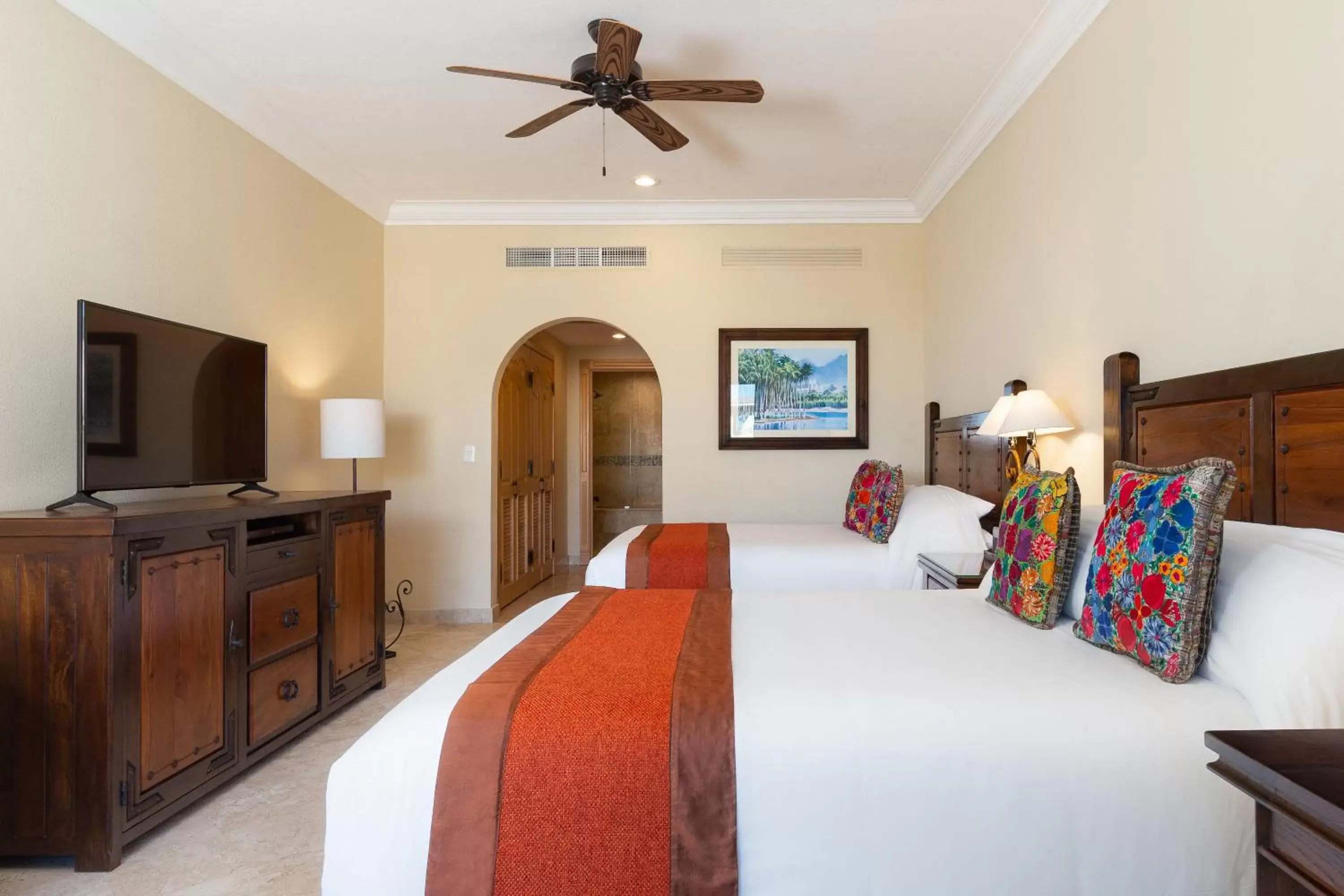 Bed in Villa la Estancia Beach Resort & Spa