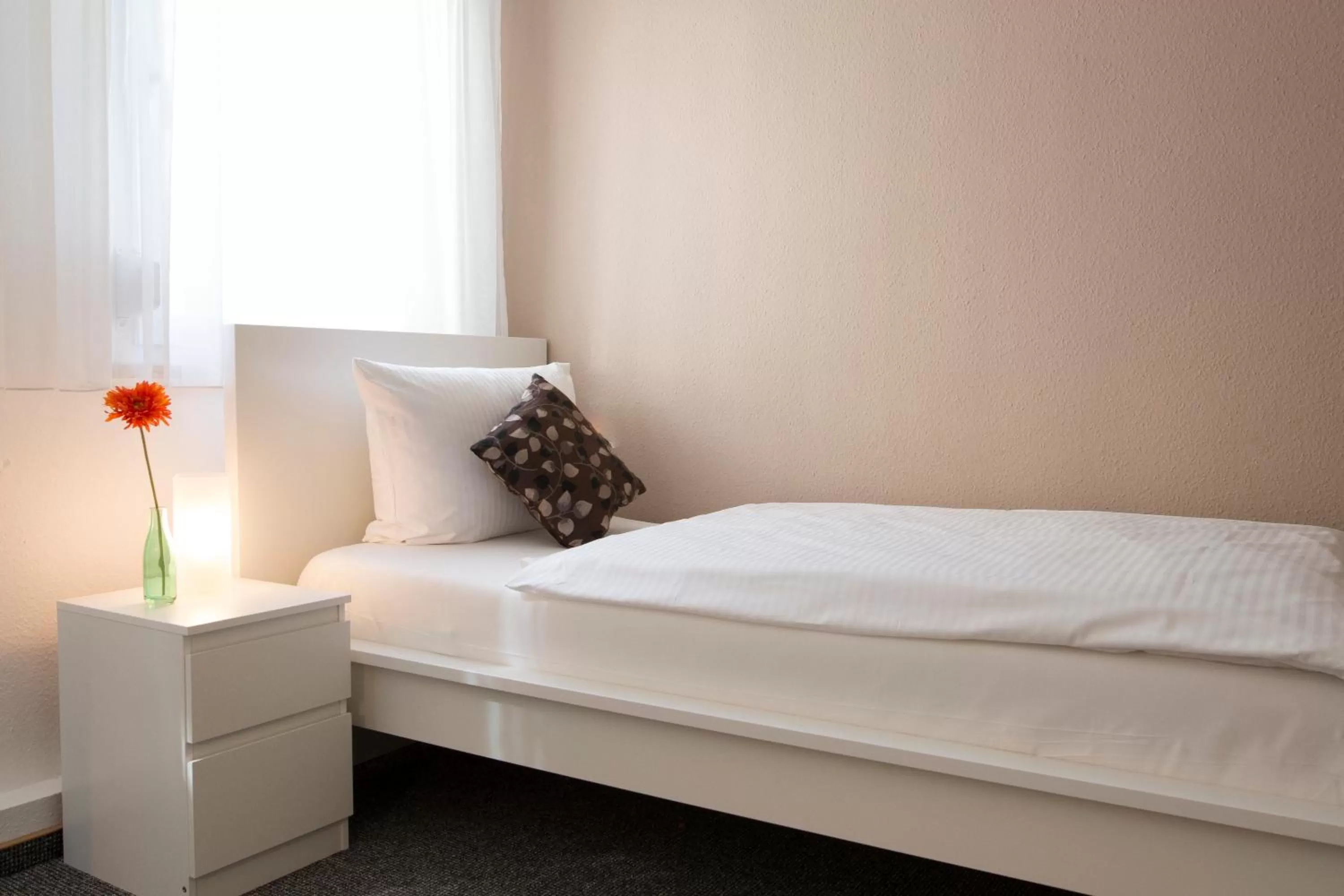 Photo of the whole room, Bed in Altstadthotel Fürth