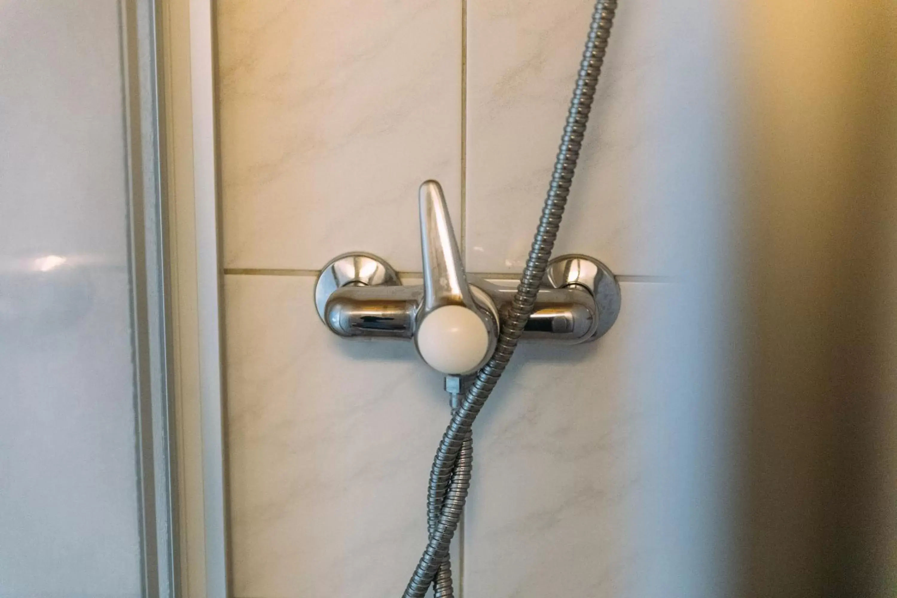 Shower, Bathroom in Hotel Mamma