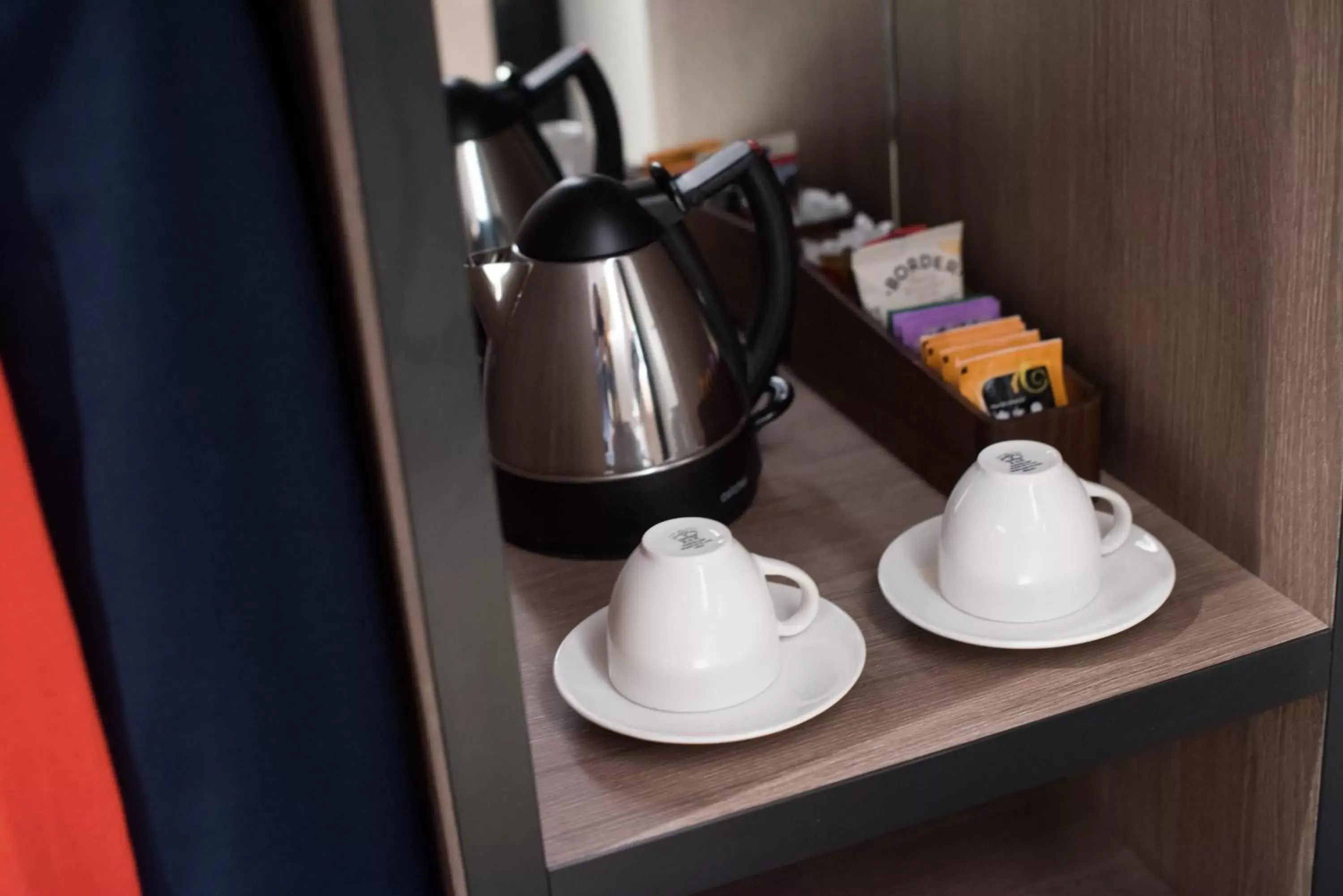 Coffee/Tea Facilities in Oxford Hotel