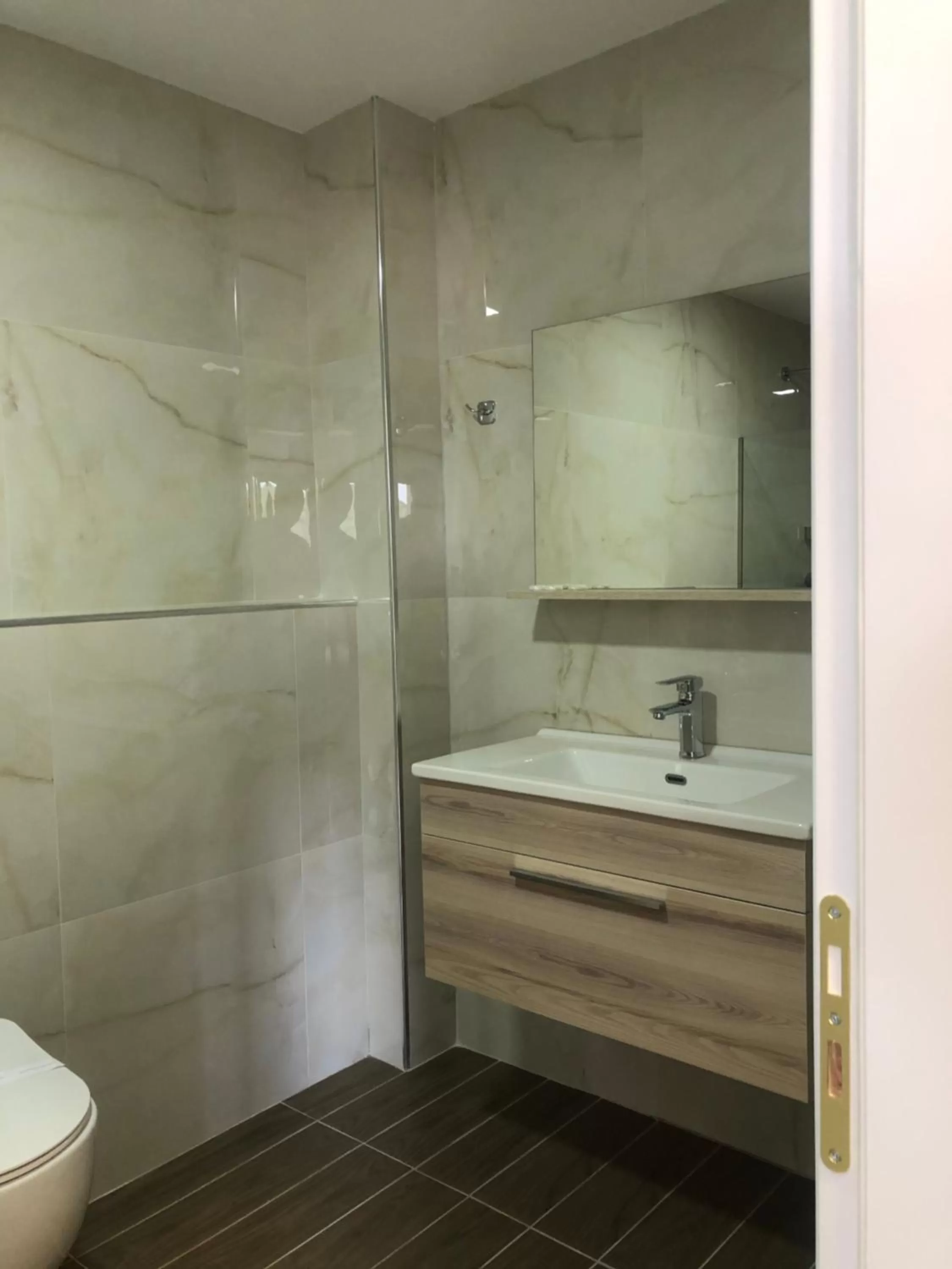 Bathroom in Grand Hotel Pogradec