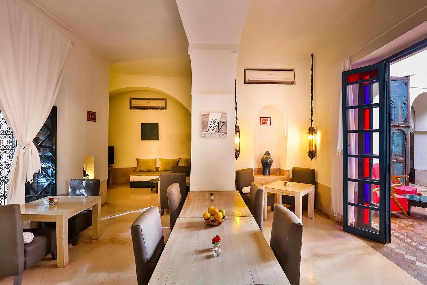 Communal lounge/ TV room in Hotel & Spa Dar Sara