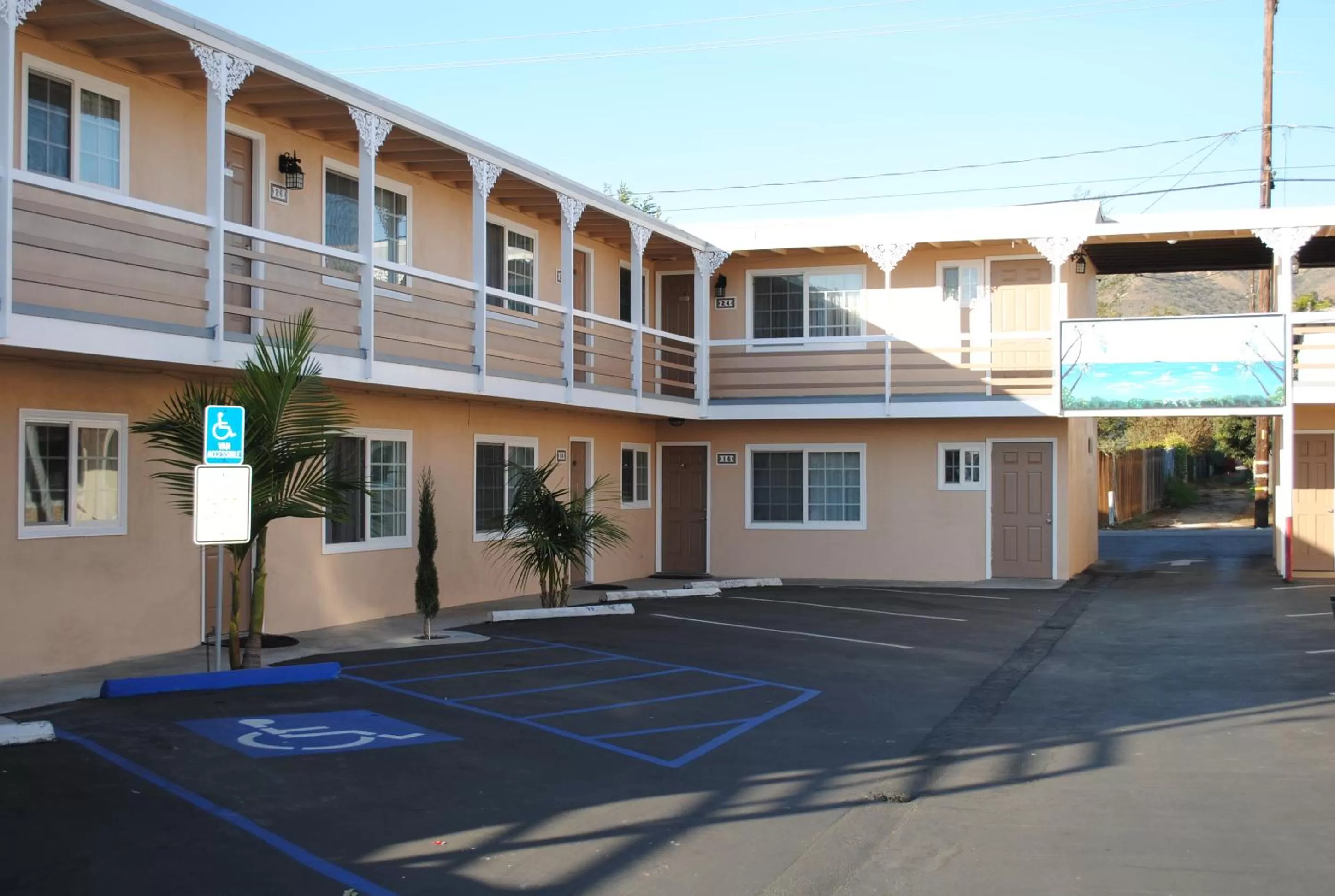 Property building in Viking Motel-Ventura
