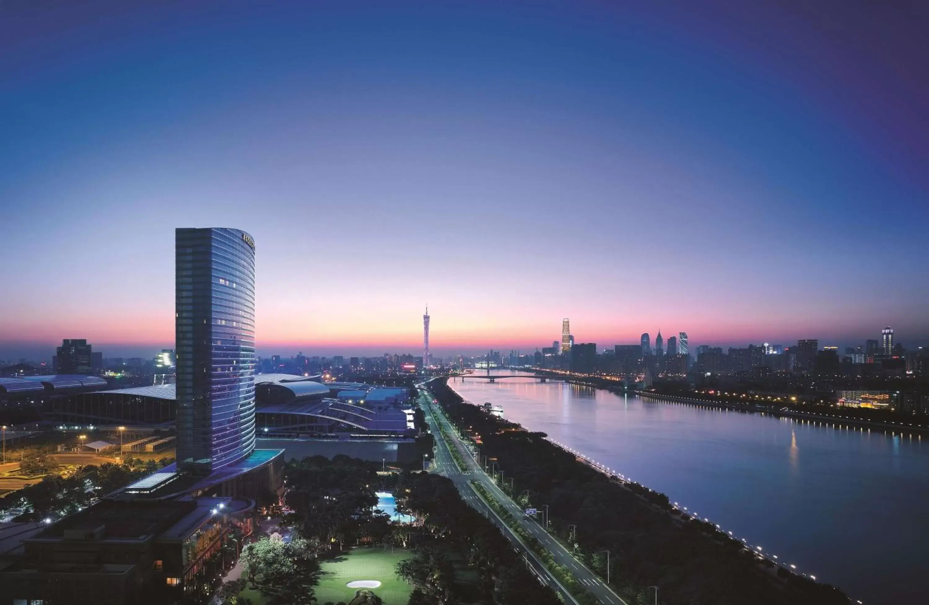 Property building in Shangri-La Guangzhou