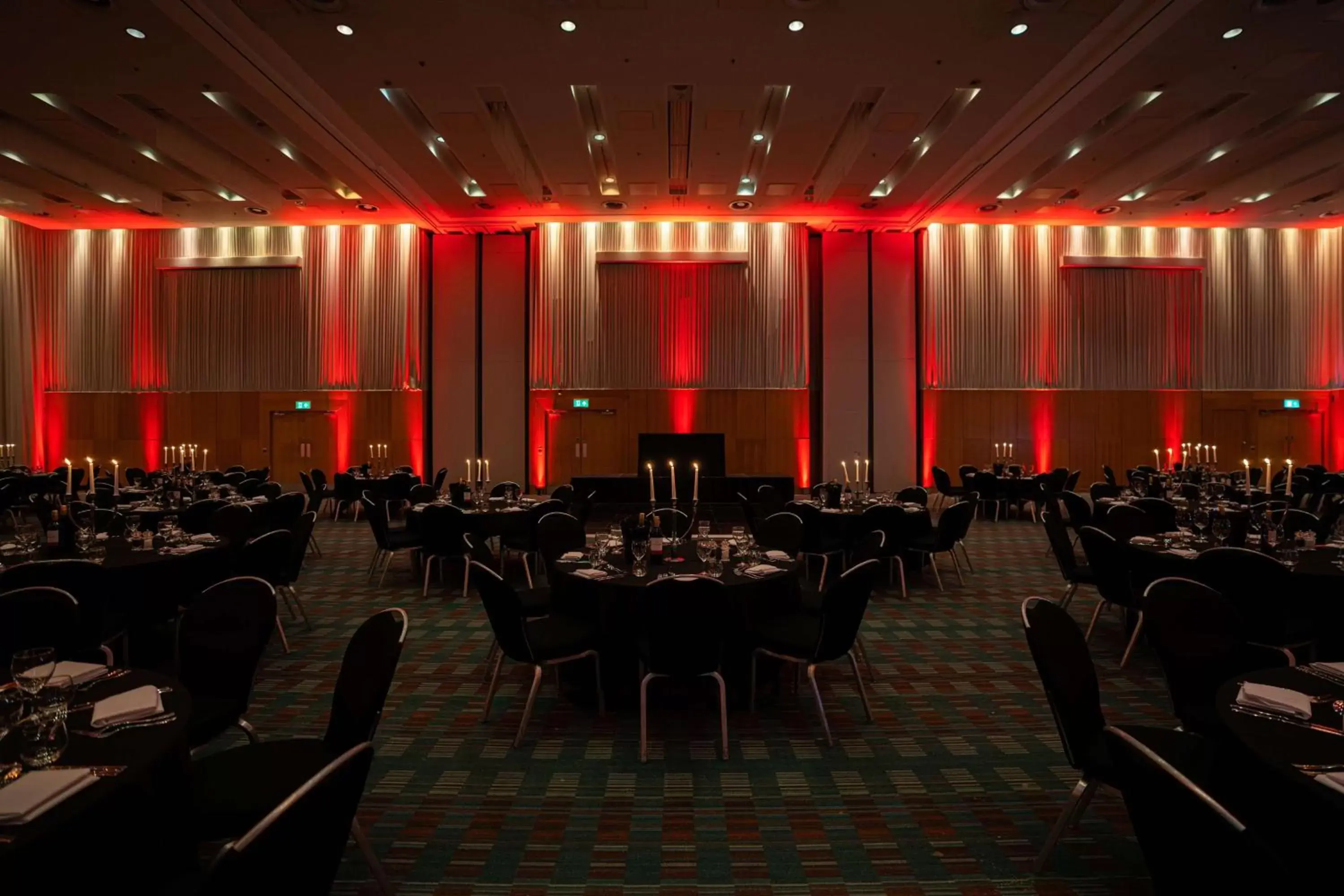 Meeting/conference room, Restaurant/Places to Eat in Hilton Manchester Deansgate