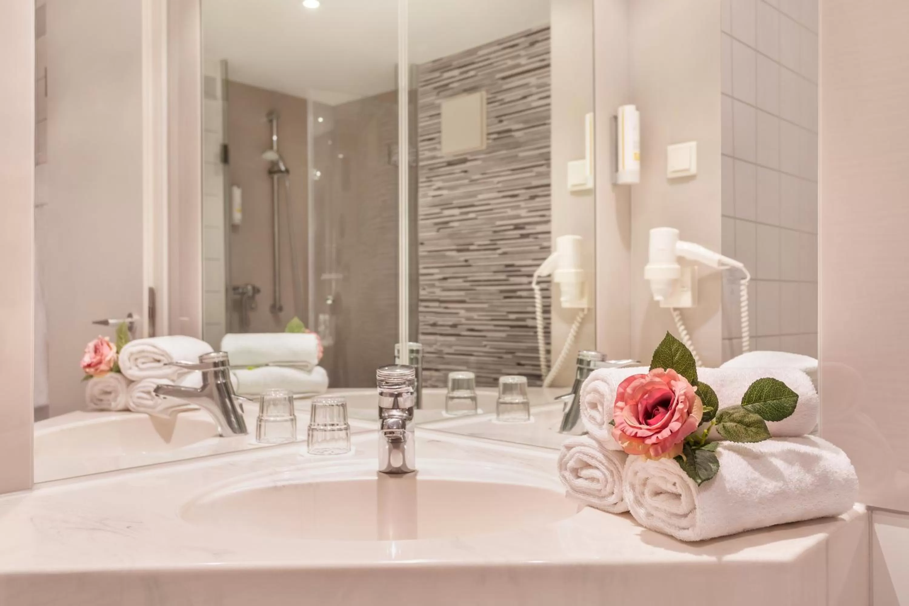 Bathroom in Hotel Krämerbrücke Erfurt