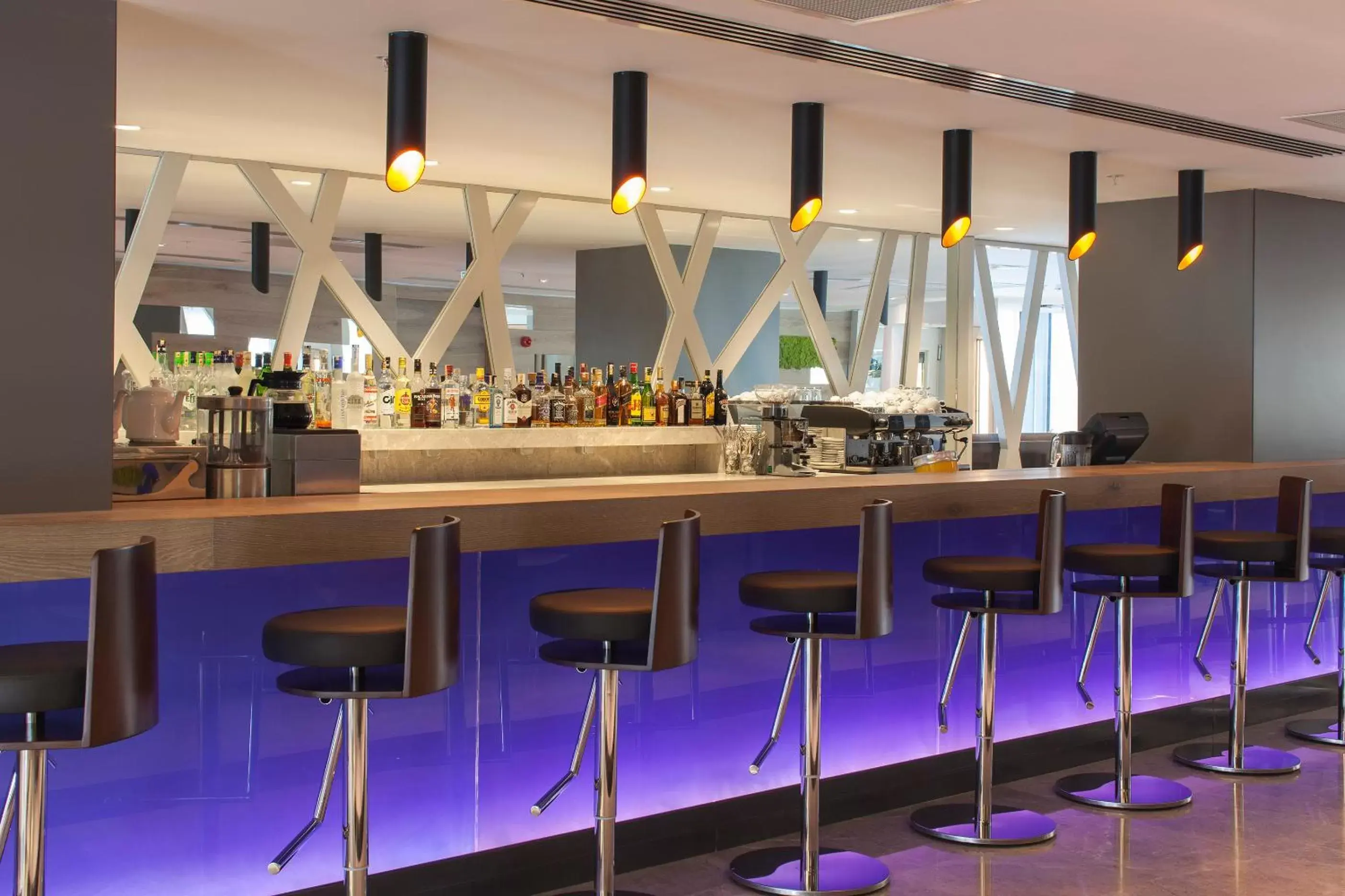 Lounge or bar, Lounge/Bar in Ramada Hotel & Suites by Wyndham Izmir Kemalpasa