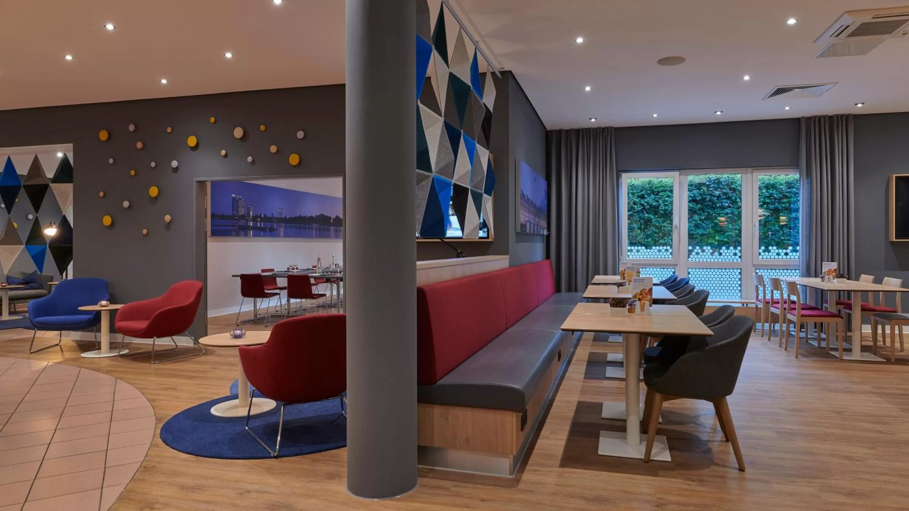 Breakfast in Holiday Inn Express Cologne Troisdorf by IHG