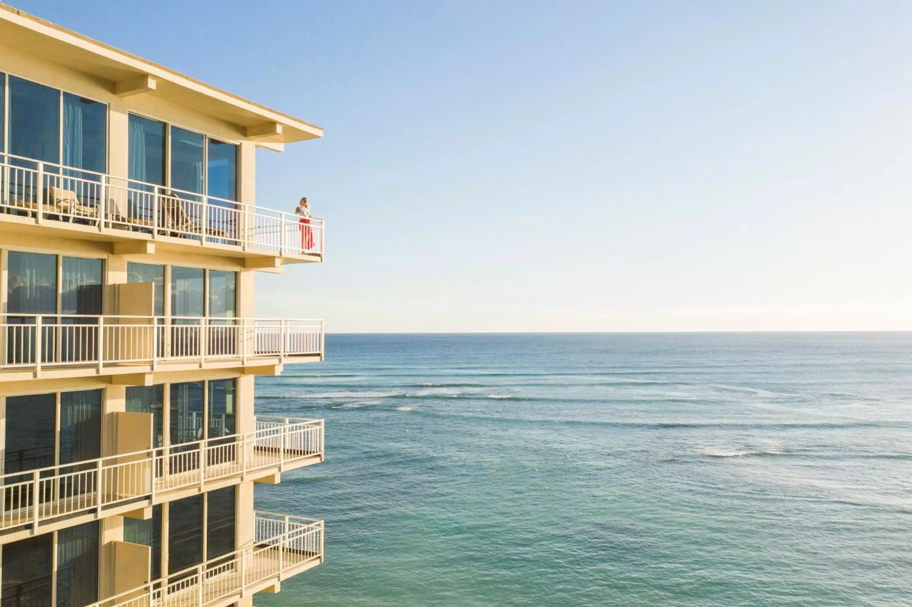 Property building in Kaimana Beach Hotel