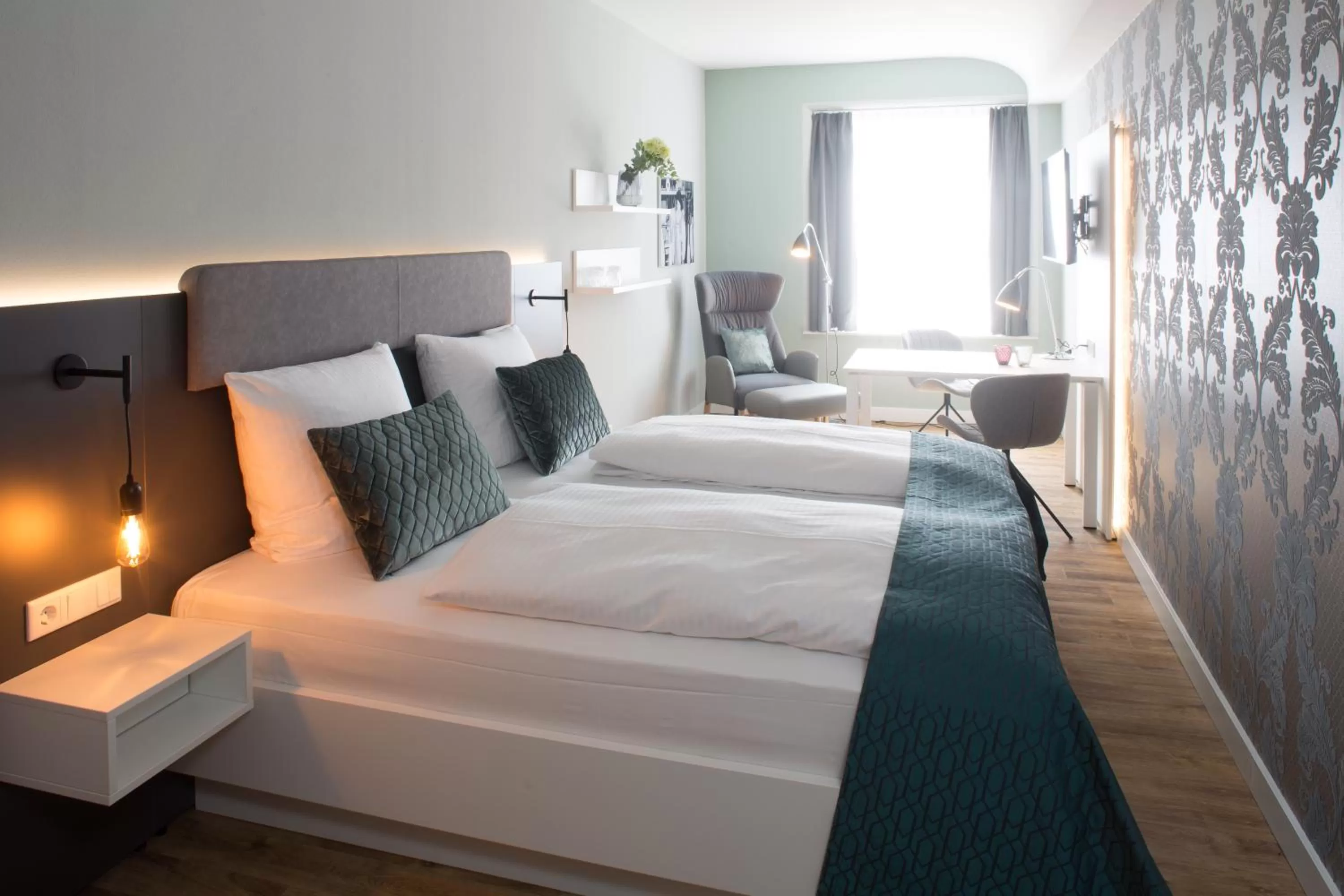 Photo of the whole room, Bed in Weberei Bendix Hotel & Appartements